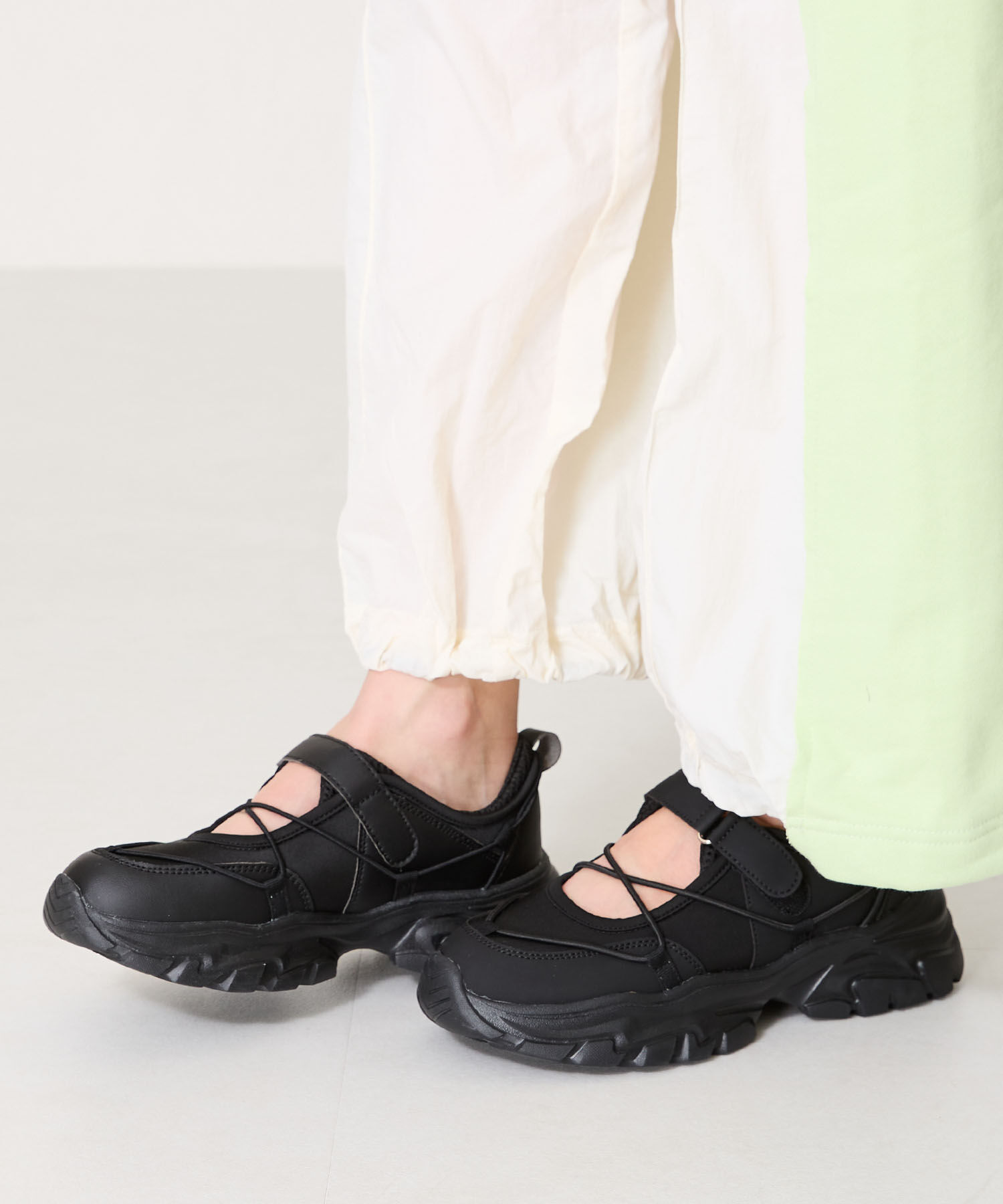 【オリエンタルトラフィック/ORiental TRaffic】 ●人気アイテム●チューブストラップデザインベルト スニーカー /OT3751