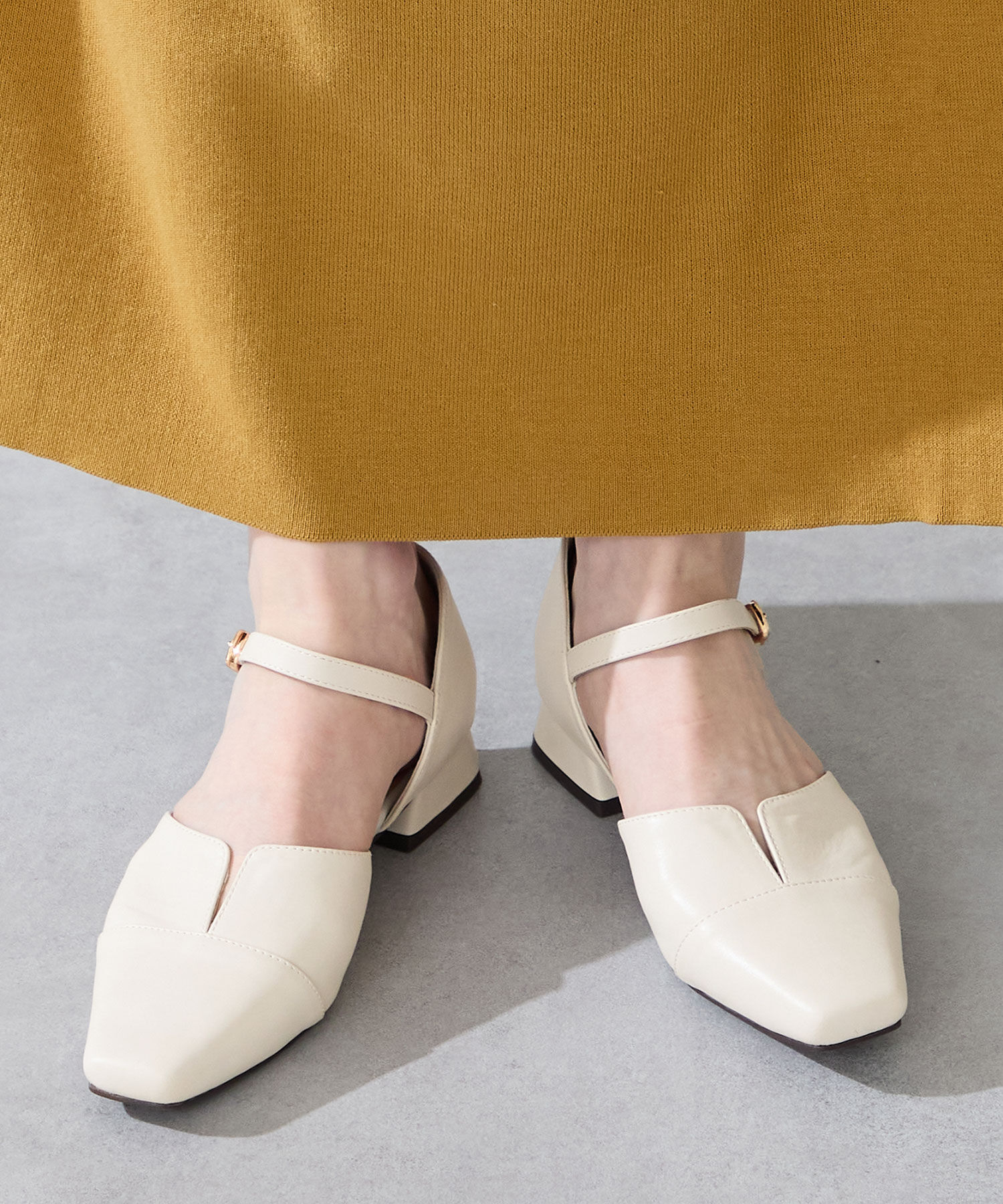 【オリエンタルトラフィック/ORiental TRaffic】 ●2025秋冬新作●スリットセパレートパンプス/52310