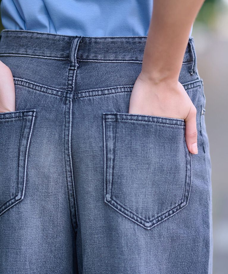 DRESSTERIOR「【大人百花春号掲載 モデル美香さん着用】ヴィンテージ加工ワイドデニムパンツ」|デニム|