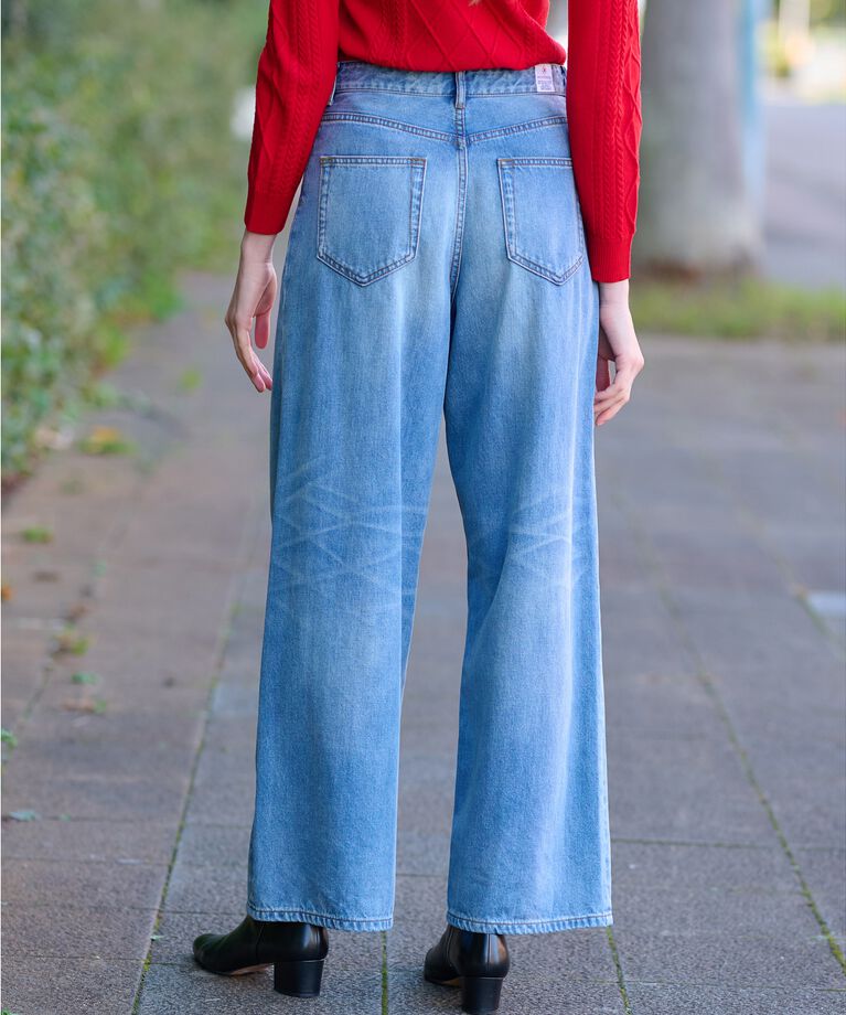 DRESSTERIOR「【大人百花春号掲載 モデル美香さん着用】ヴィンテージ加工ワイドデニムパンツ」|デニム|