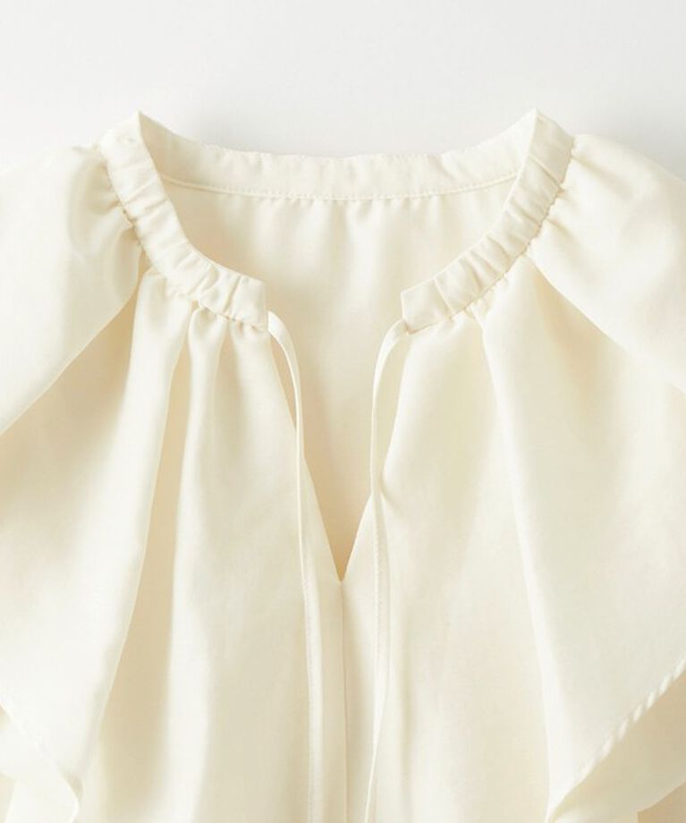 EMMEL REFINES「＜EMMEL REFINES＞EM フィブリルサテン Wケープ ブラウス」|シャツ・ブラウス|