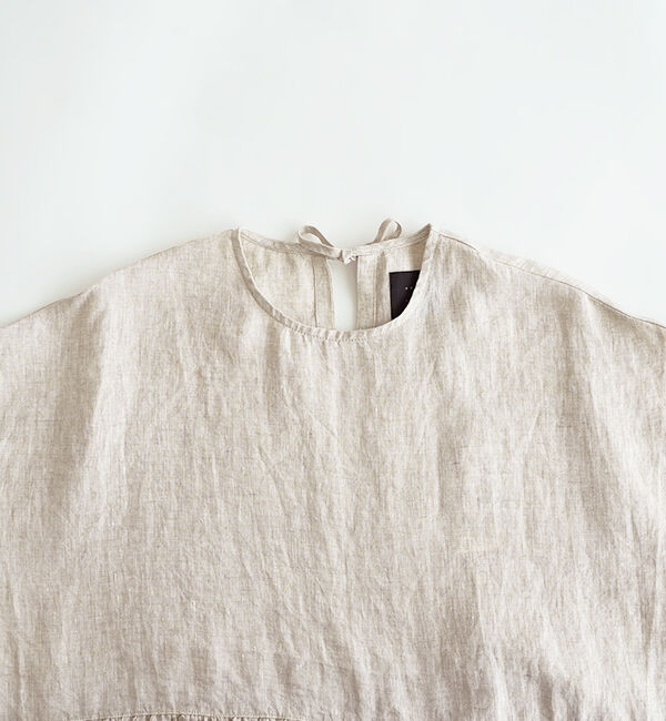 フクロウと三拍子のブーケ“ブラウス”（オオカミとフクロウ