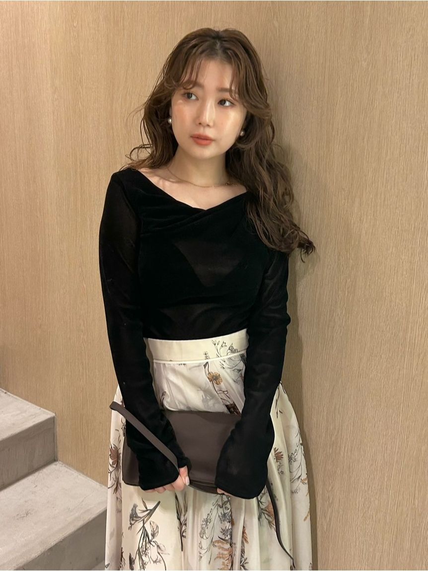 FRAY I.D デコルテタックフロッキーチュールトップス　ブラック デコルテタックフロッキーチュールトップス（FRAY I.D）｜ルミネ