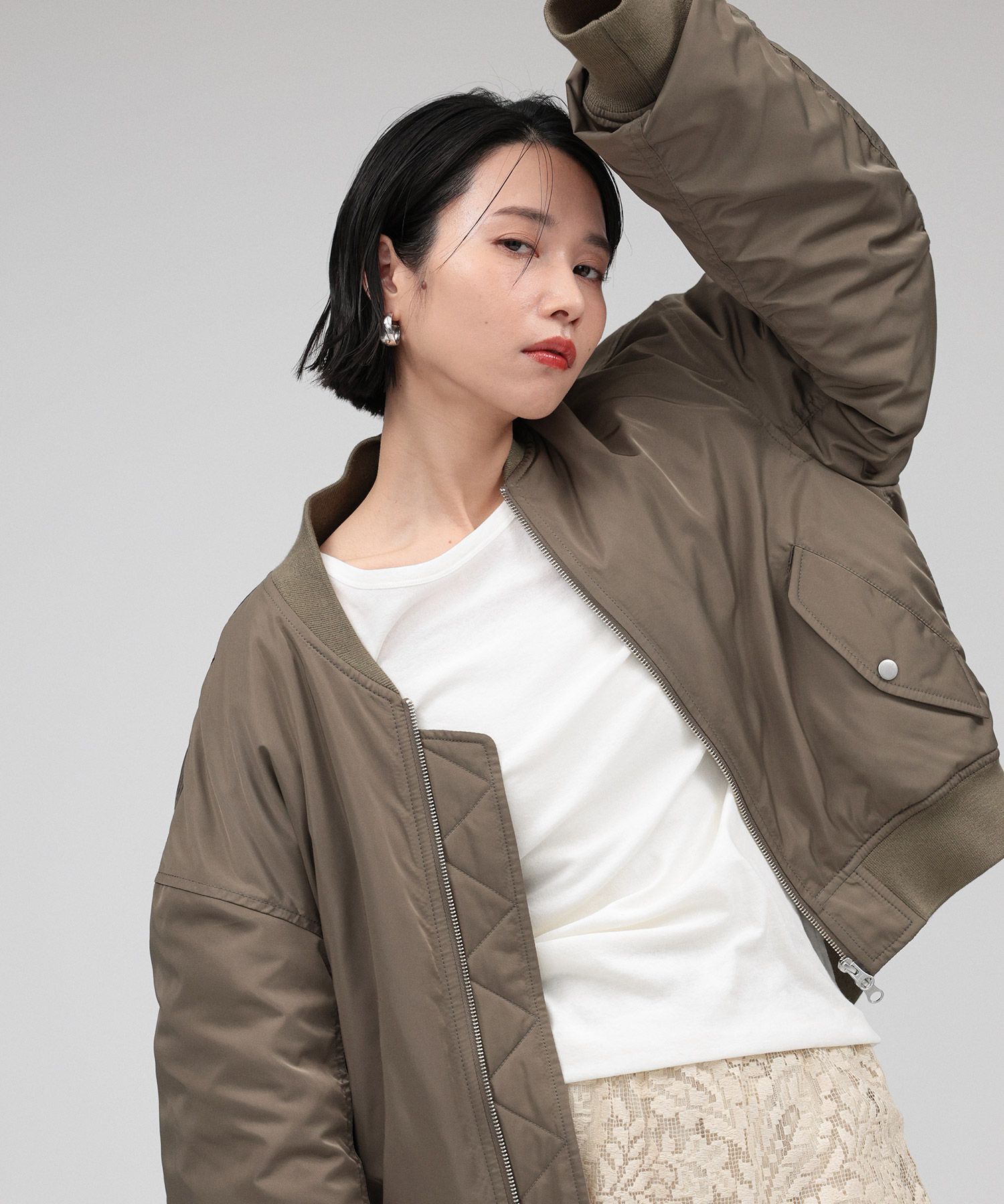 日曜限定値下◎シールームリンma1 ショート丈 カーキ AZUL BY MOUSSY | 【