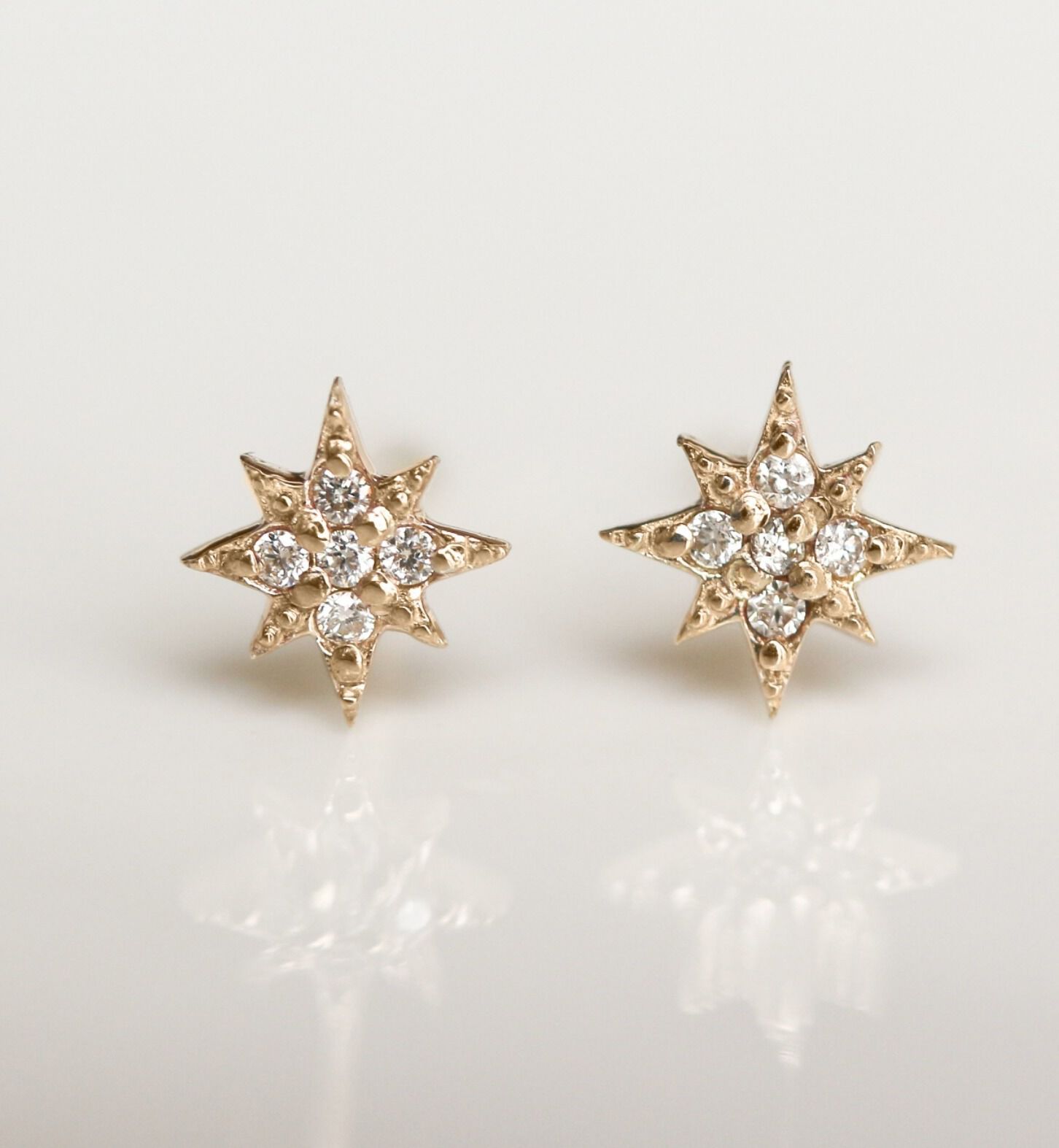 ダイヤモンド スター ピアス | K10YG