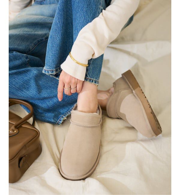 FRAMeWORK★UGG CLASSIC SLIPPER3 アグ完売品23cm FRAMeWORK シューズ 「追加」UGG/アグ CLASSIC SLIPPER 3 レディース