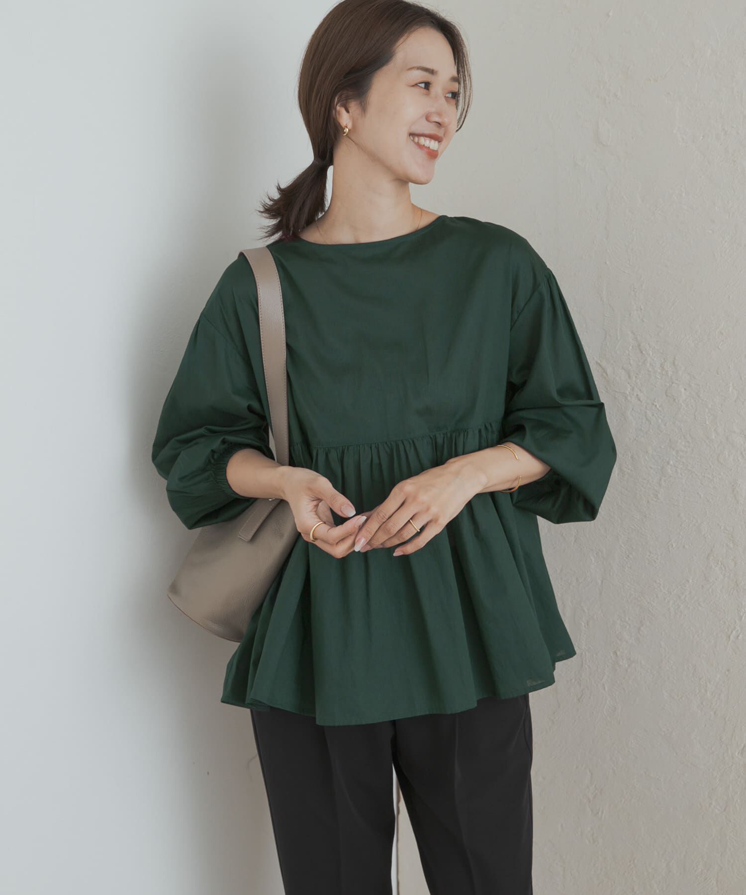 コットンツイル2WAYギャザーブラウス（URBAN RESEARCH DOORS）｜ルミネ