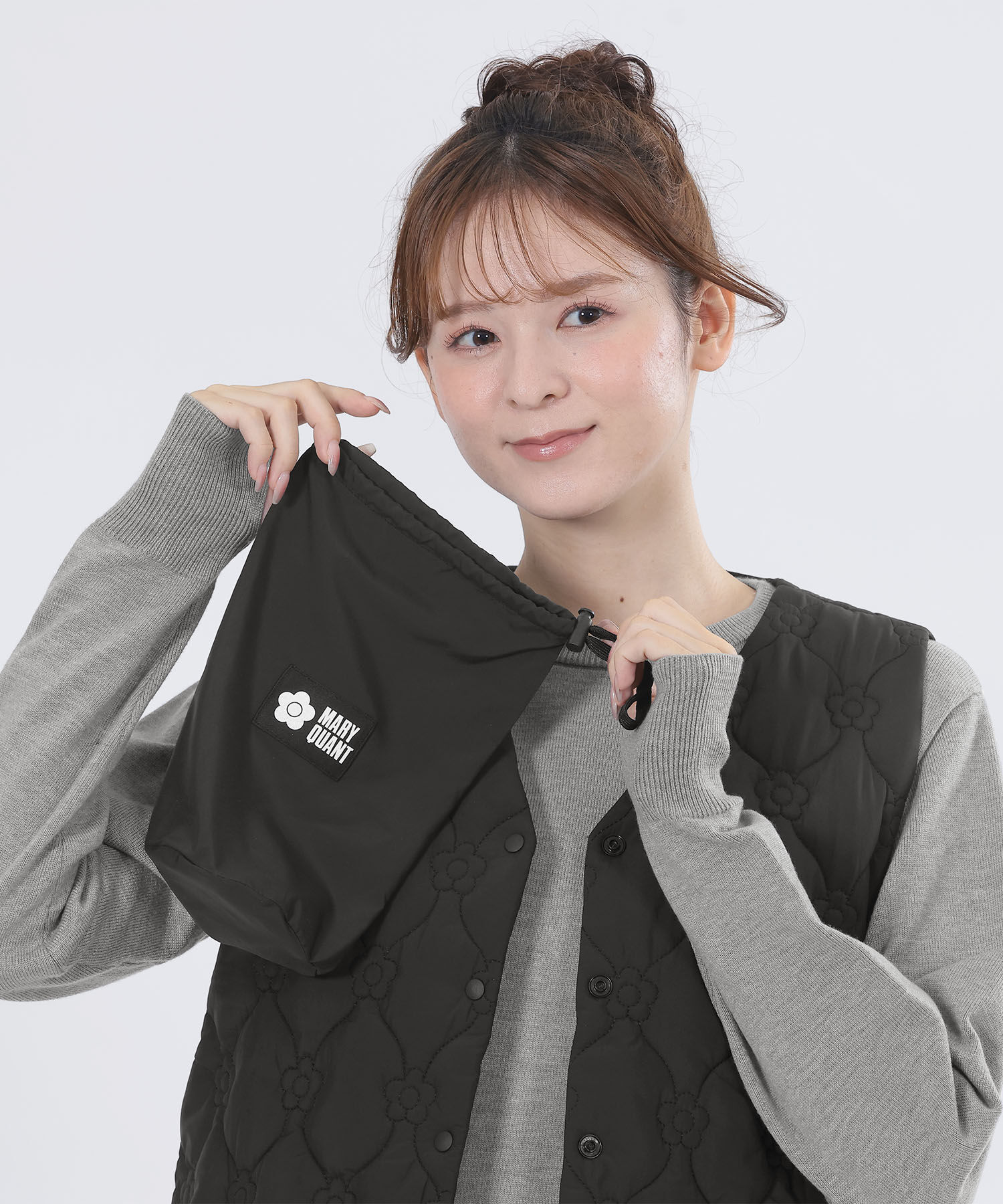 デイジーキルトポケッタブル ベスト（ブラック）（MARY QUANT