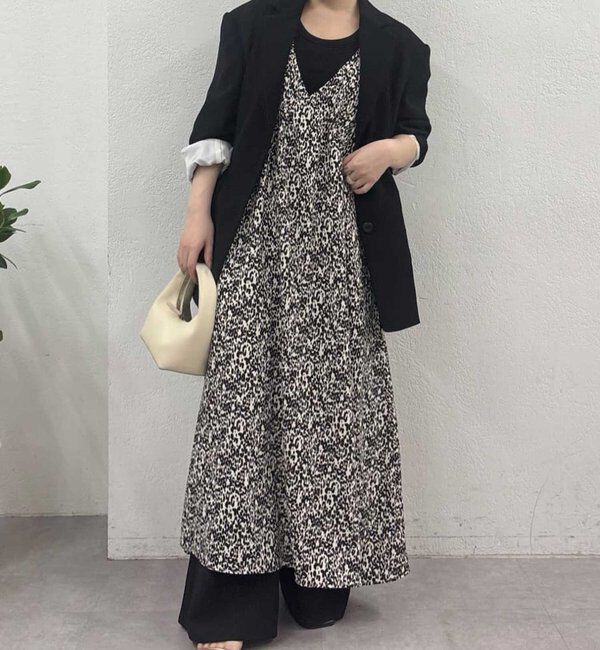  「【スッキリ見え/シーズンレス】ディープVキャミワンピース」|ワンピース|