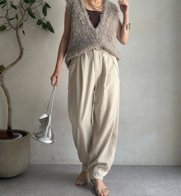  「【WEB限定】コーデュロイワイドパンツ」|チノ|