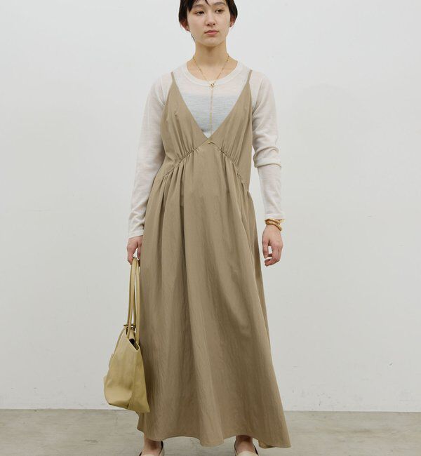  「【スッキリ見え/シーズンレス】ディープVキャミワンピース」|ワンピース|