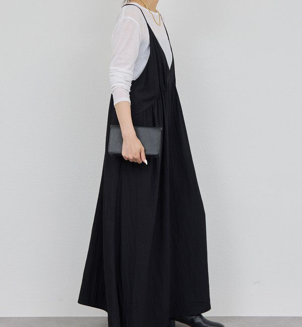  「【スッキリ見え/シーズンレス】ディープVキャミワンピース」|ワンピース|