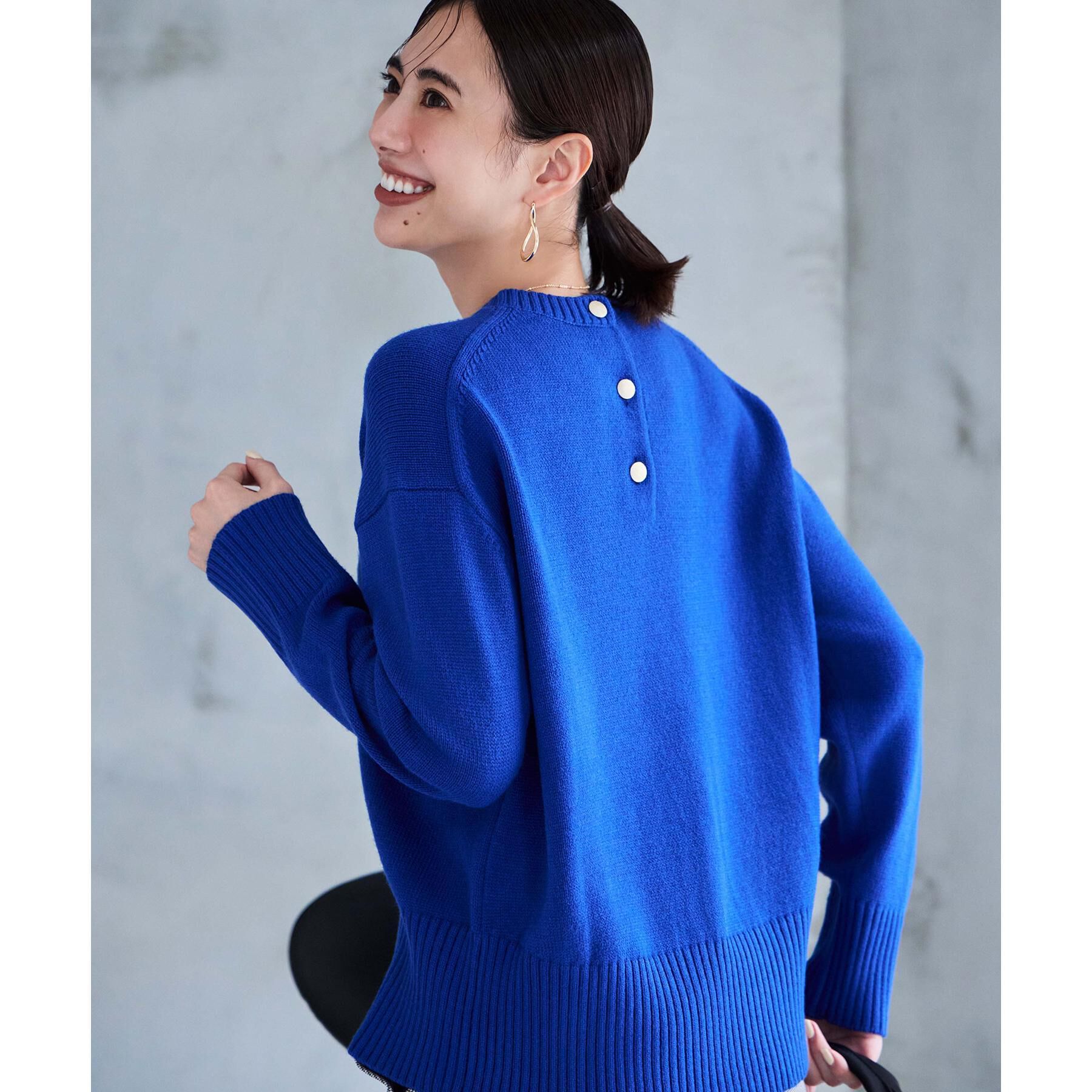OPAQUE.CLIP「バックボタンリラクシーニット【洗濯機OK】《8col》」|ニット・セーター|ブルー(093)
