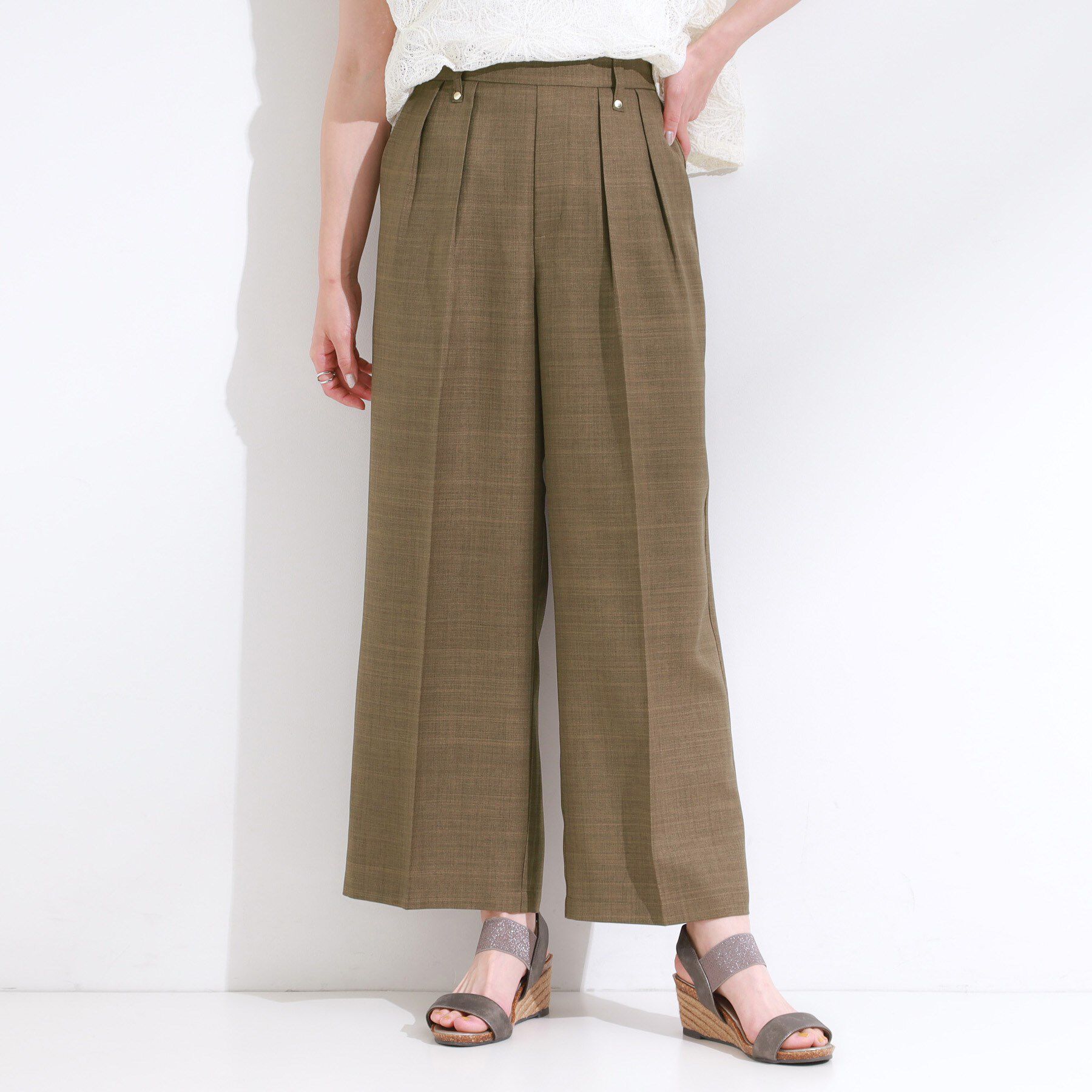 SHOO･LA･RUE「【S-LL/洗濯後しわになりにくい】ゴールドパーツできれい見え 麻調タックワイドパンツ」|その他|