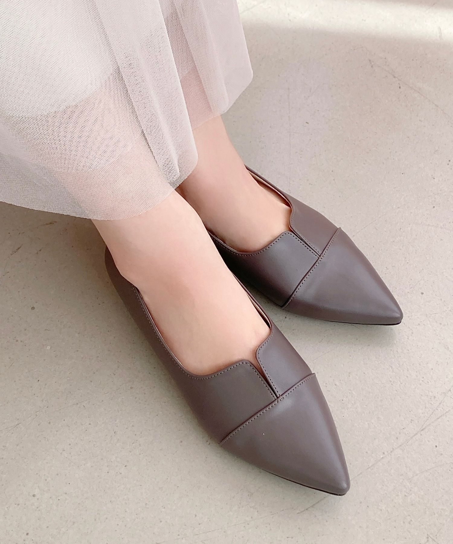 WEB限定】メタリックライン フラット パンプス /45303 スリット