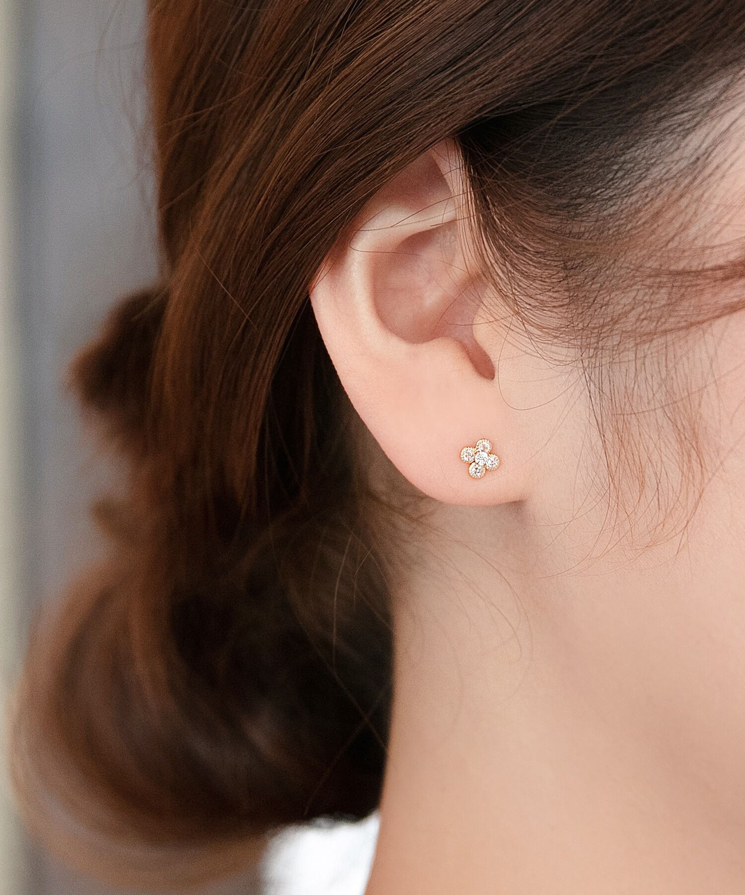 【新品　未使用】Bijou me M お花ピアス(片耳) K10】フラワービジューピアス(片耳)/お花/BOXつき ゴールド｜ルミネの