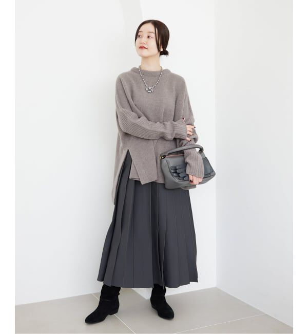 IENA「《WEB限定/追加》ウールカシミヤ 脇スリットクルーネックプルオーバー」|ニット・セーター|