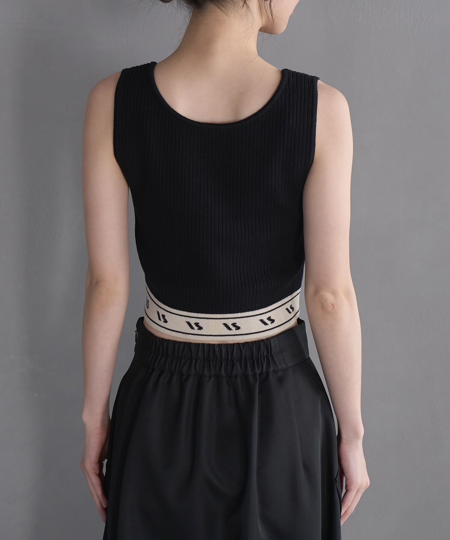 VIS「【洗える】裾ロゴ短丈タンクトップ」|タンクトップ|