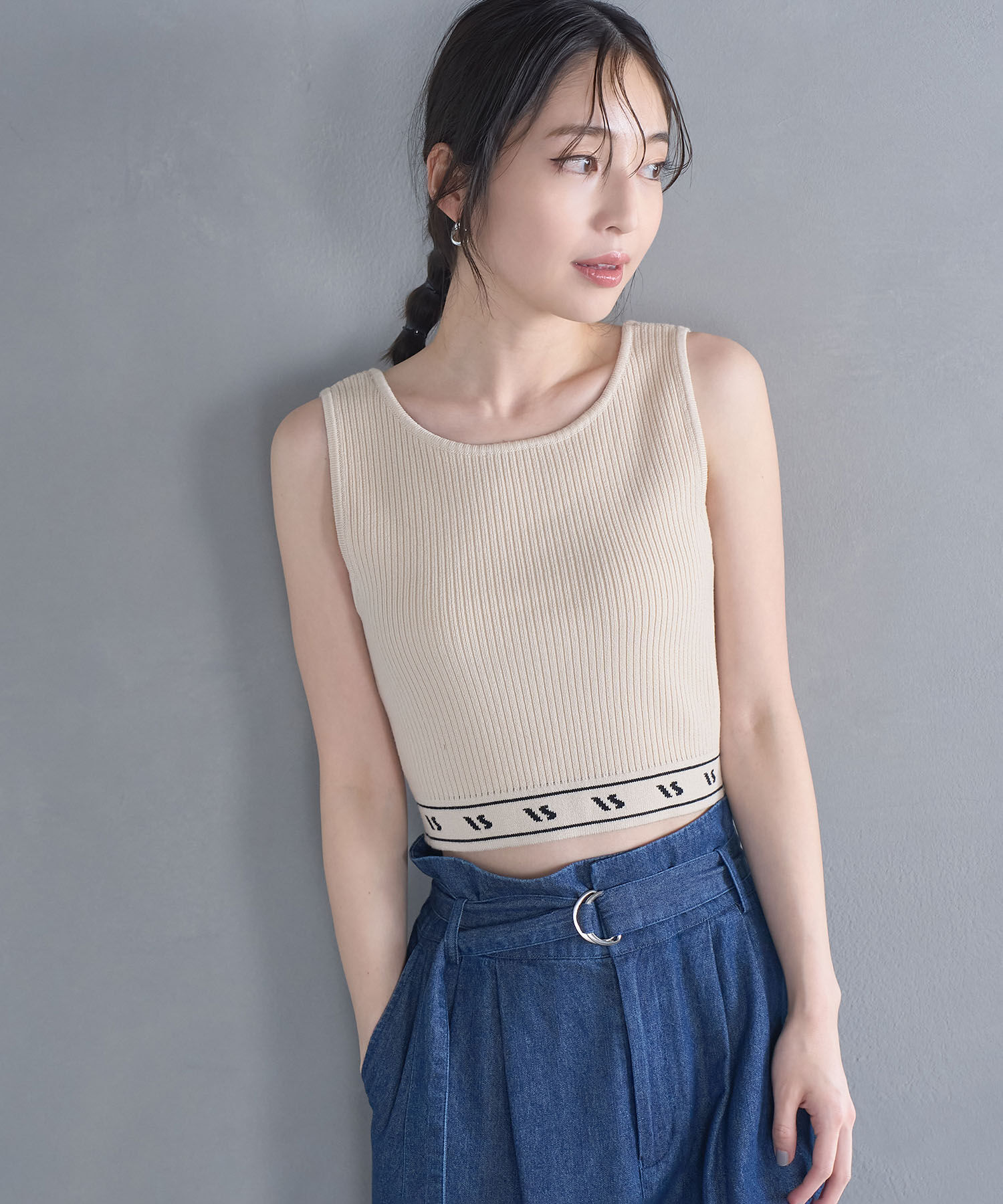 VIS「【洗える】裾ロゴ短丈タンクトップ」|タンクトップ|