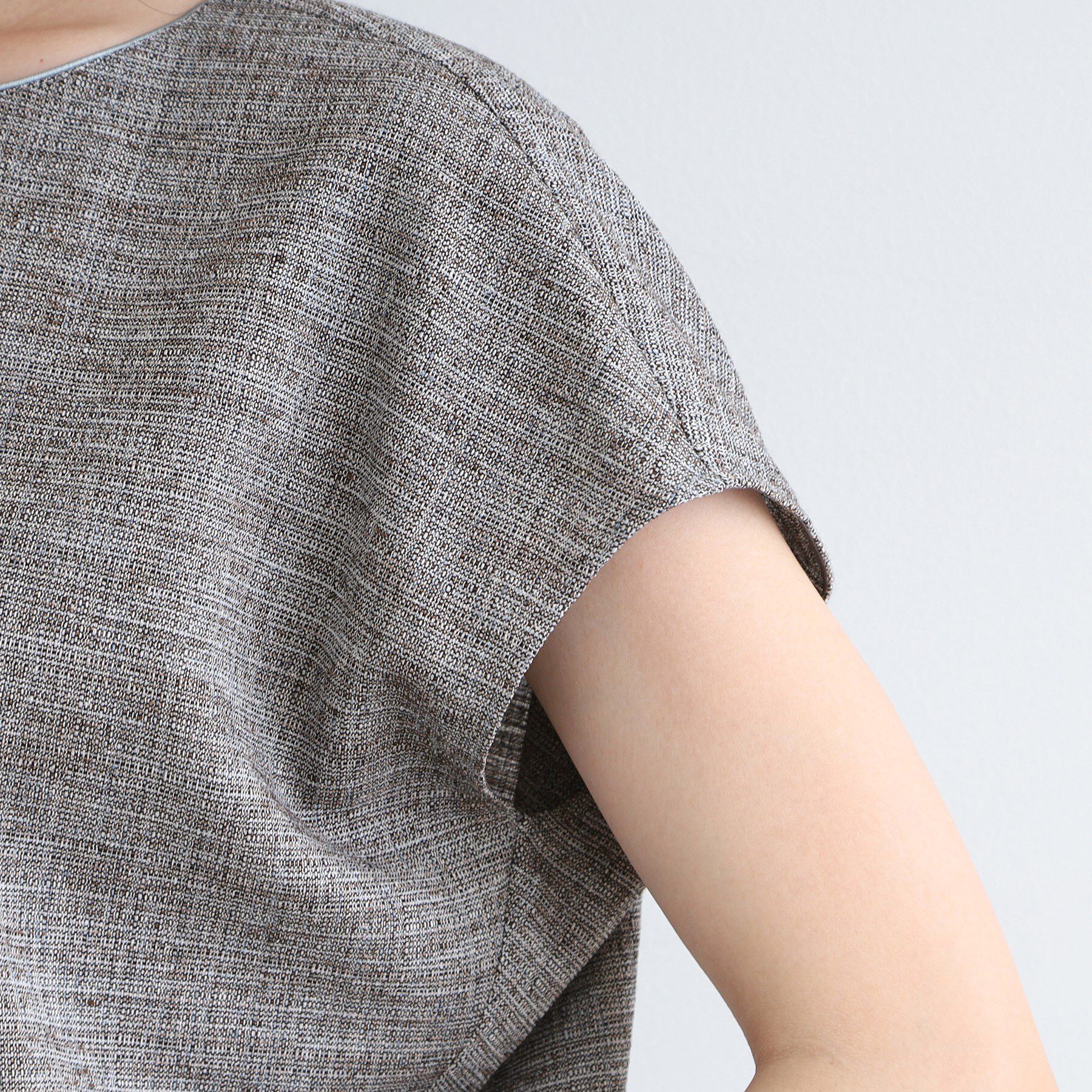 INDIVI「【洗える／日本製／SETUP可能】サマーツィード コンパクトブラウス」|シャツ・ブラウス|