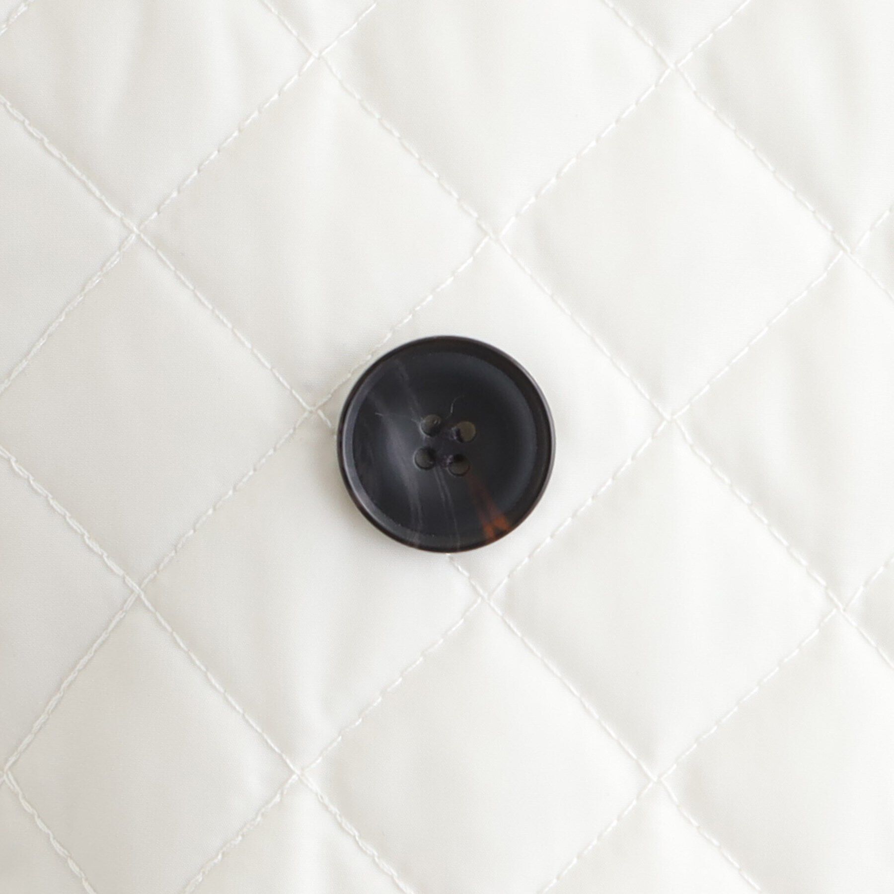 INDIVI「【撥水】グラデーションキルト トッパーコート」|ダウン|