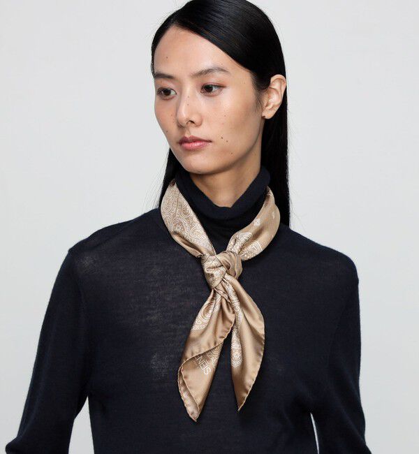 TOMORROWLAND GOODS「AENEIS BANDANA シルクスカーフ」|バンダナ・スカーフ|