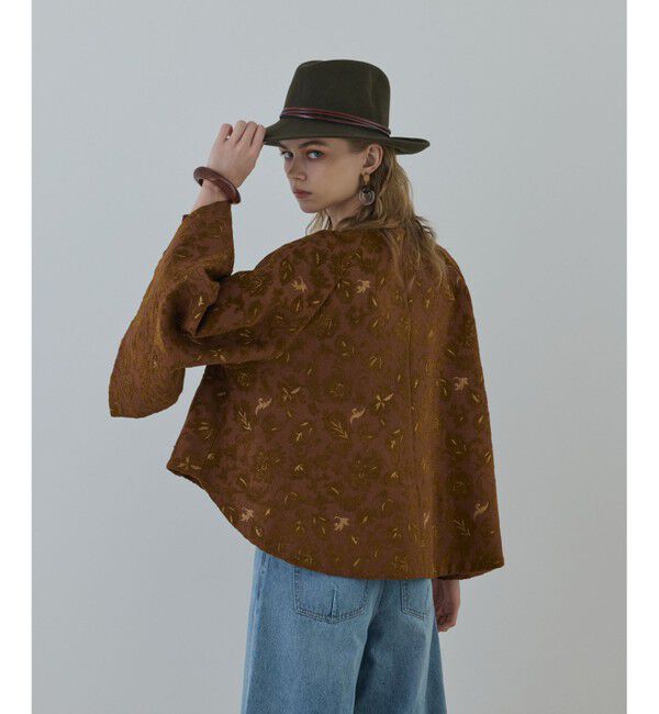 GRACE CONTINENTAL「サラサジャガードケープジャケット」|ノーカラージャケット|