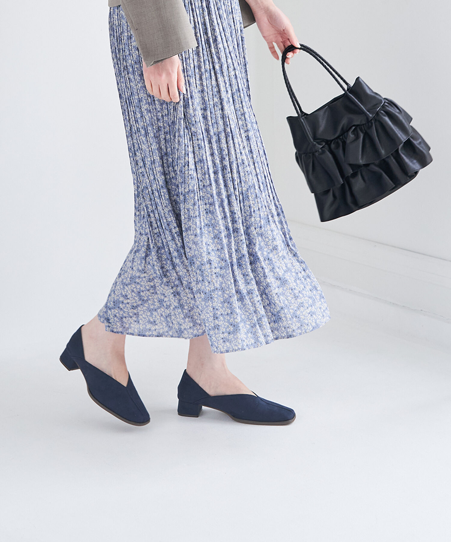 ROPE PICNIC PASSAGE「スクエアトゥセンターシーム甲深バブーシュ」|パンプス|