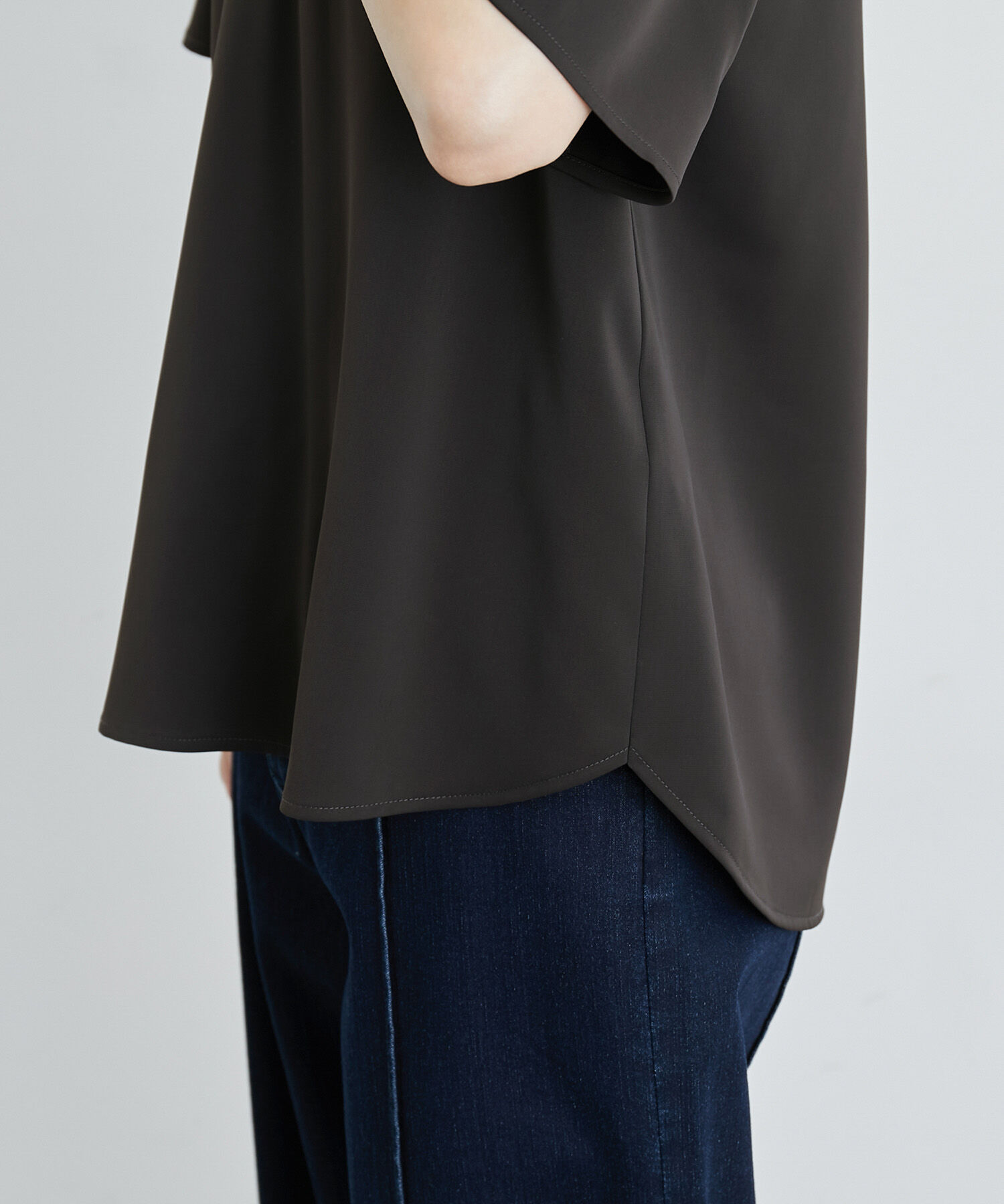 Rope&rsquo;Picnic「白からの解放！多機能ブラウス/キーネックパールハーフブラウス」|シャツ・ブラウス|