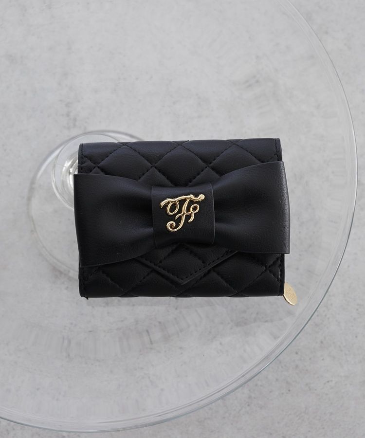Maison de FLEUR「キルティングFリボンウォレット」|財布|ブラック