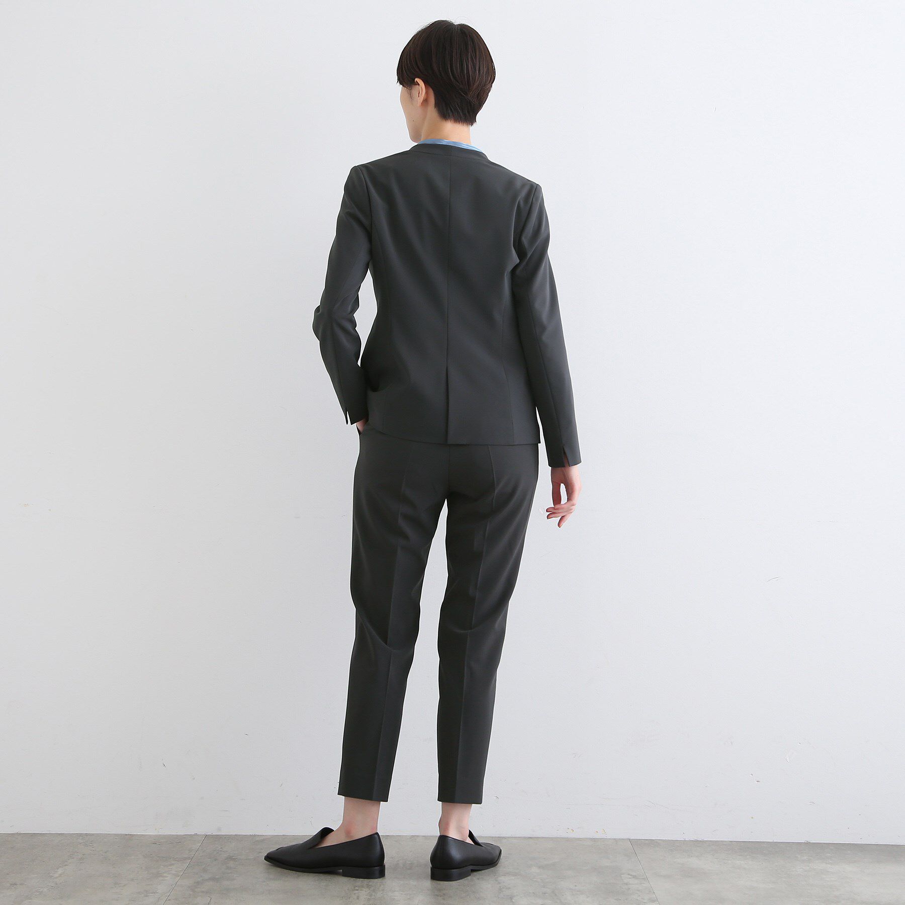 INDIVI「【洗える/UVケア/エコ/日本製】ストレッチノーカラージャケット」|スーツ|