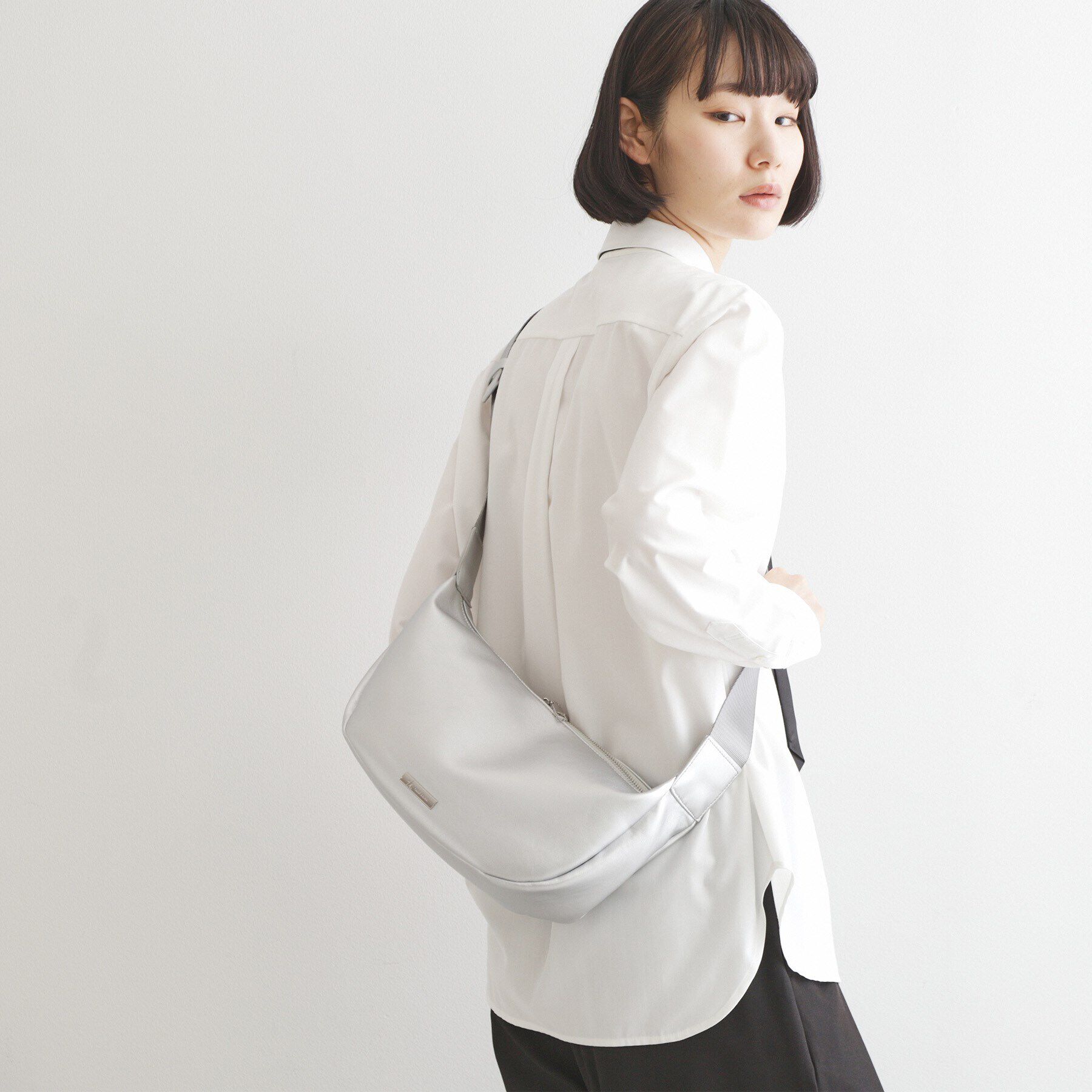 tk.TAKEO KIKUCHI「ミニラウンドショルダーバッグ」|ショルダー・メッセンジャー|ｼﾙﾊﾞｰ(006)