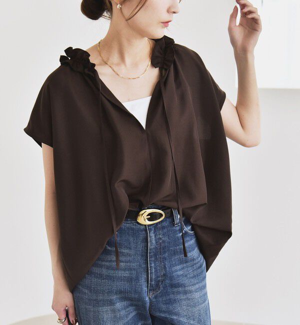 quaranciel「quaranciel:〈洗濯機可能〉フリルカラー リボン フレンチスリーブ ブラウス」|シャツ・ブラウス|