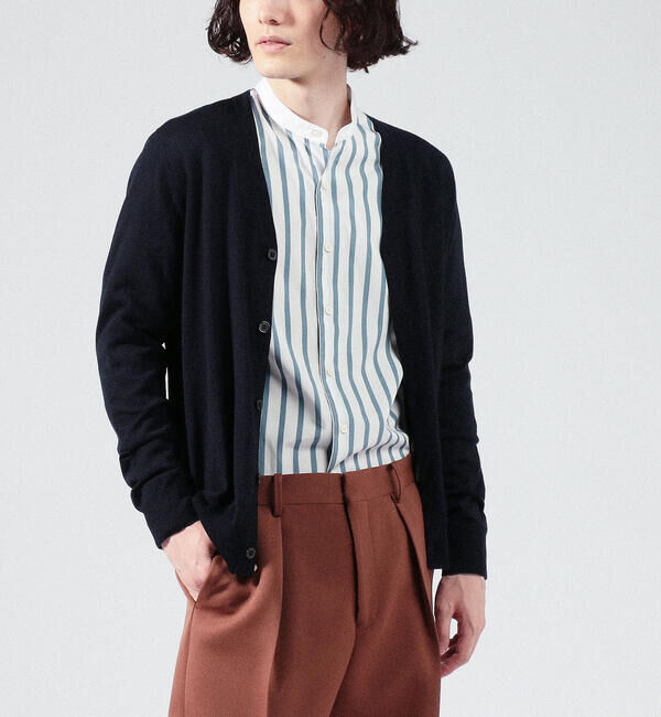 TOMORROWLAND MENS「スーパーファインメリノウール Vネックカーディガン」|ニット・セーター|