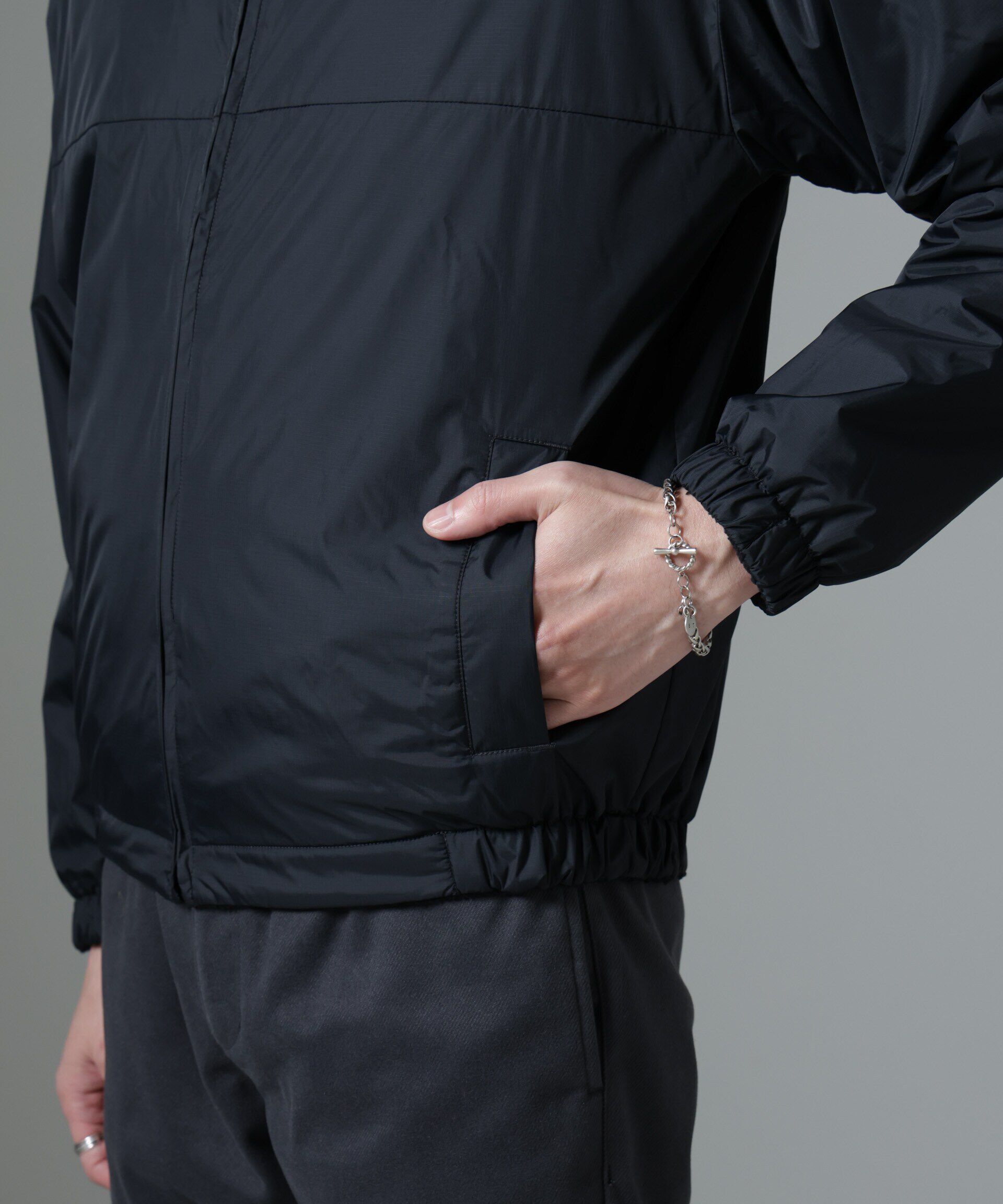 nano･universe「｢MC｣coveross(R)TECH WARM リバーシブル スタンドブルゾン」|ブルゾン・スタジャン|