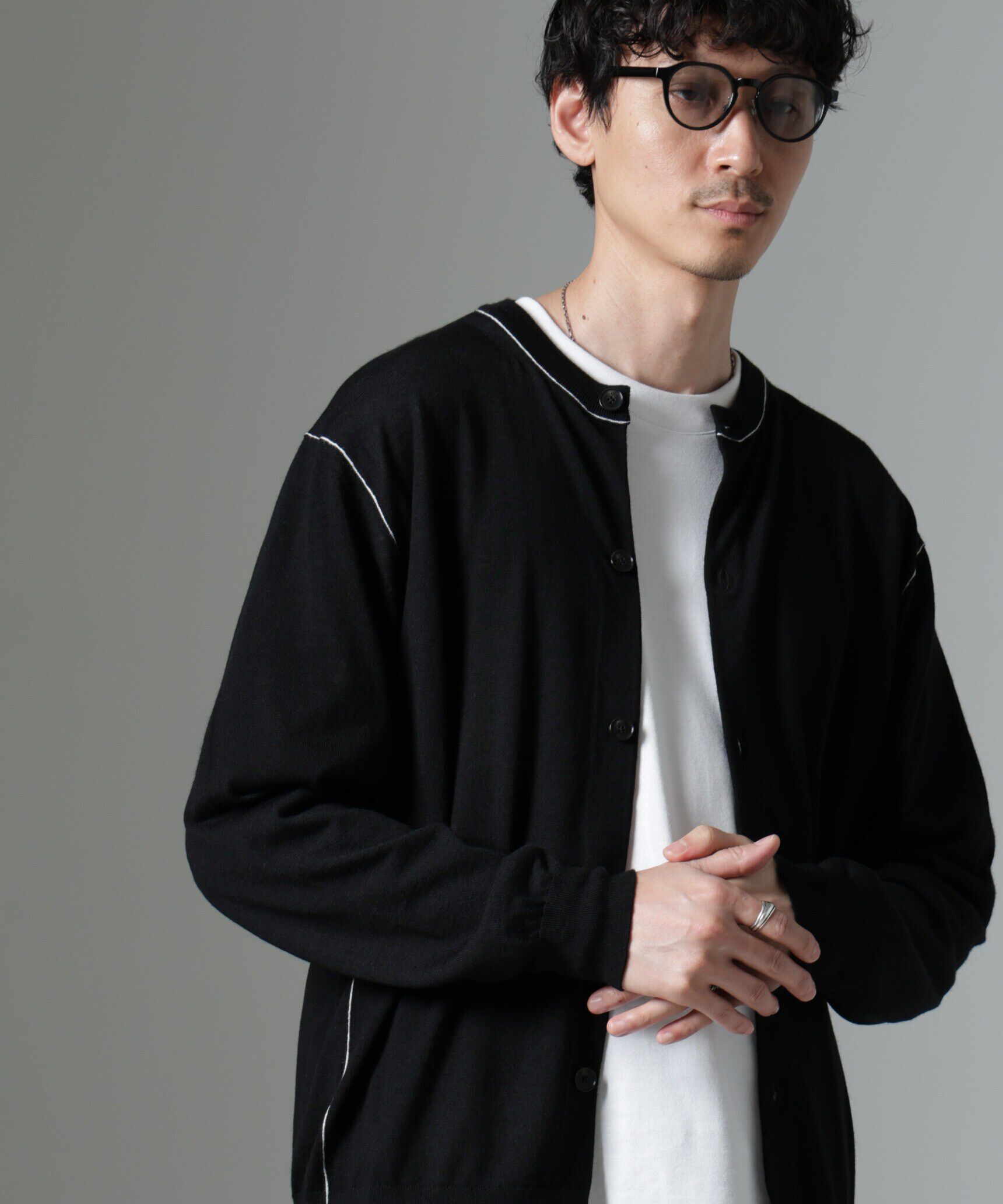nano･universe「コントラストラインクルーネックカーディガン」|ニット・セーター|