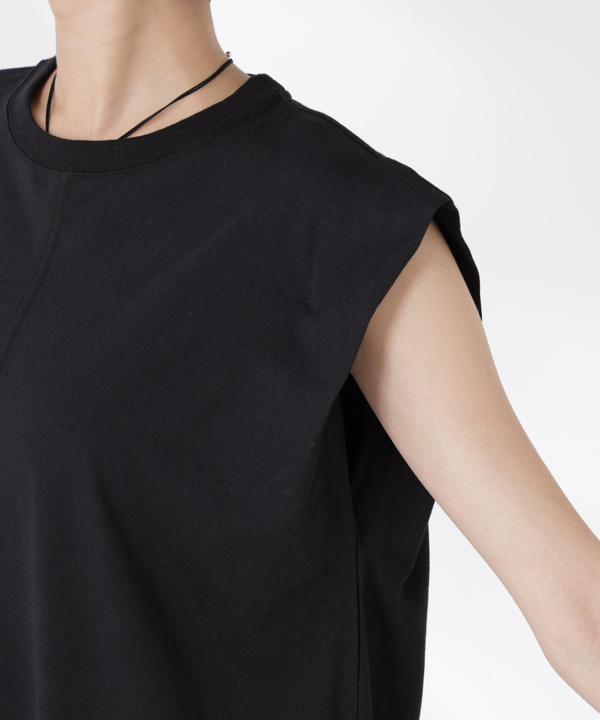 nano･universe「STORATECH 機能素材タックスリーブカットワンピース」|ワンピース|