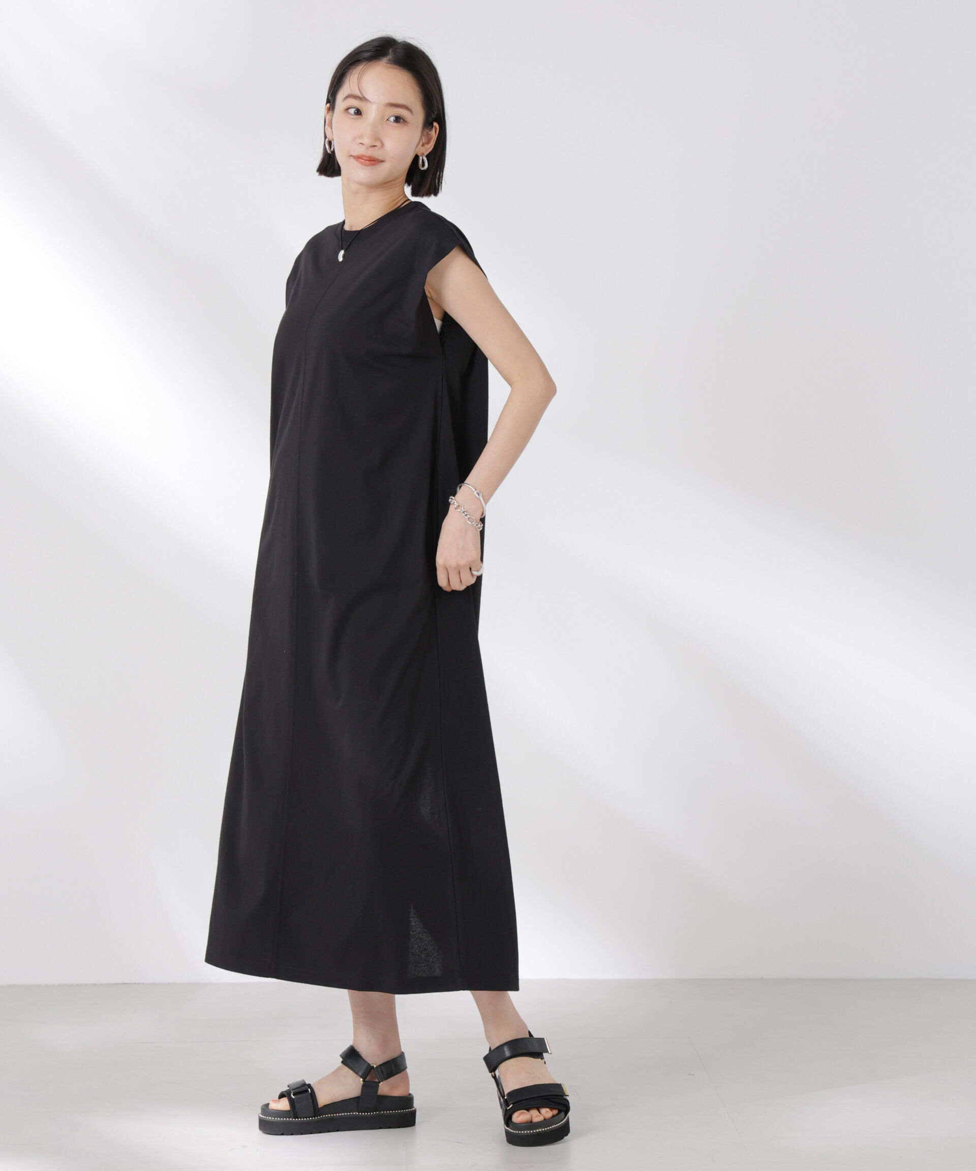 nano･universe「STORATECH 機能素材タックスリーブカットワンピース」|ワンピース|