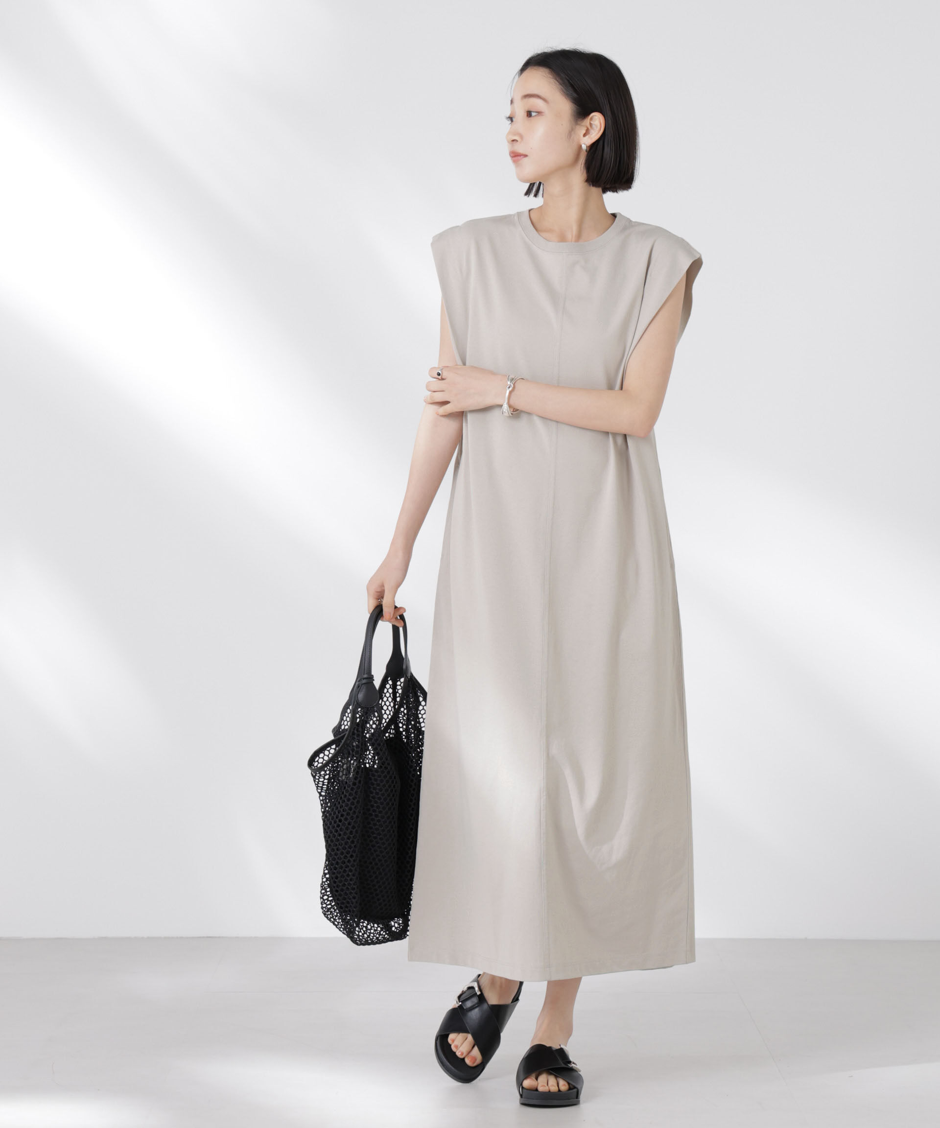 nano･universe「STORATECH 機能素材タックスリーブカットワンピース」|ワンピース|