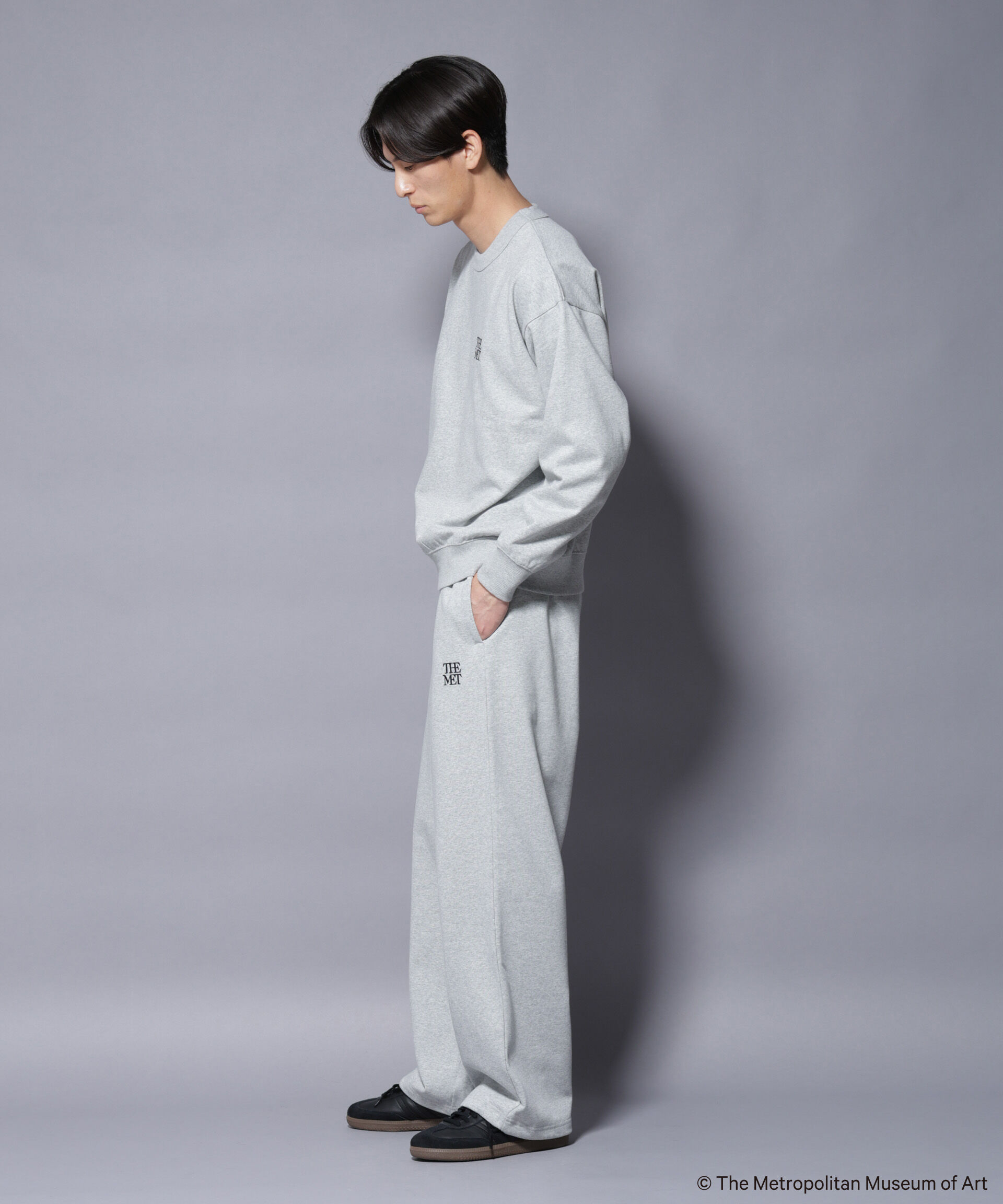 nano･universe「「The Met」ロゴ&times;アーカイブロゴ刺繍スウェット(セットアップ可)」|Tシャツ・カットソー|