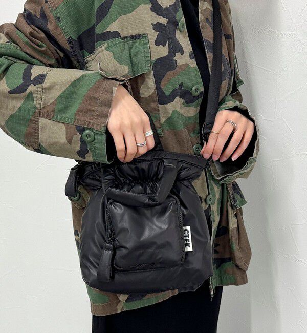 fredy emue「【CASSELINI/キャセリーニ】シャイニークロスポケットバッグ」|ショルダー・メッセンジャー|