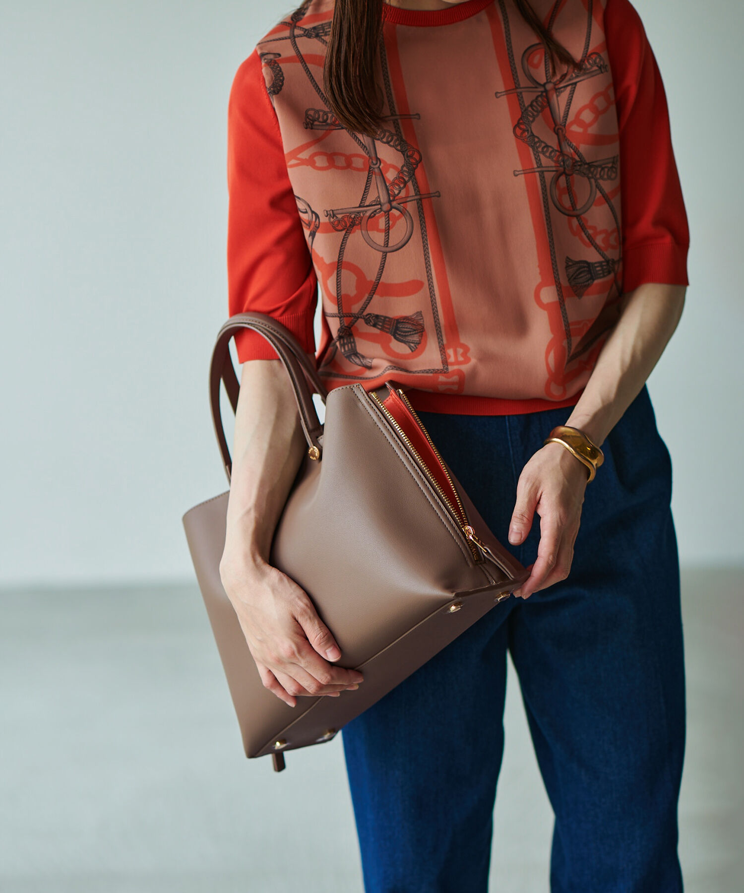 E'POR「【E'POR】Y BAG Medium（サイドジップトートバッグ）/一部WEB限定」|ハンドバッグ|