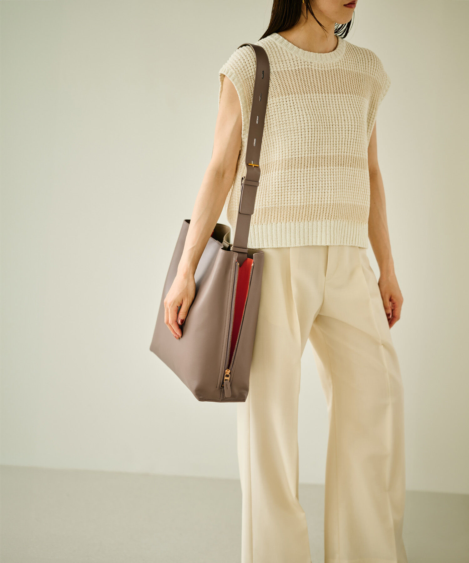 E'POR「【A4対応】【通勤】【E'POR】Y BAG Shoulder Large（サイドジップショルダーバッグ）【WEB限定/一部店舗限」|ショルダー・メッセンジャー|