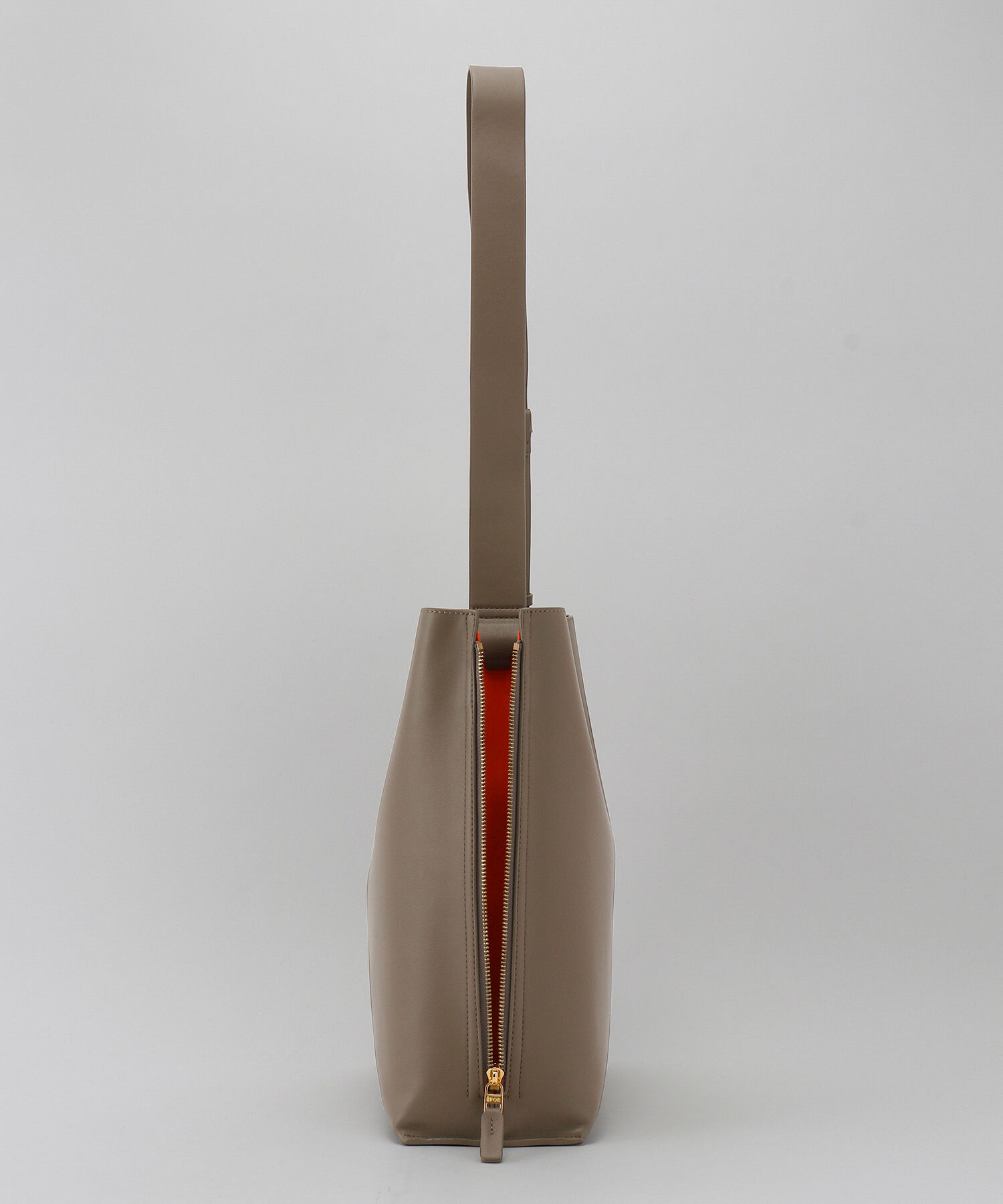 E'POR「【A4対応】【通勤】【E'POR】Y BAG Shoulder Large（サイドジップショルダーバッグ）【WEB限定/一部店舗限」|ショルダー・メッセンジャー|