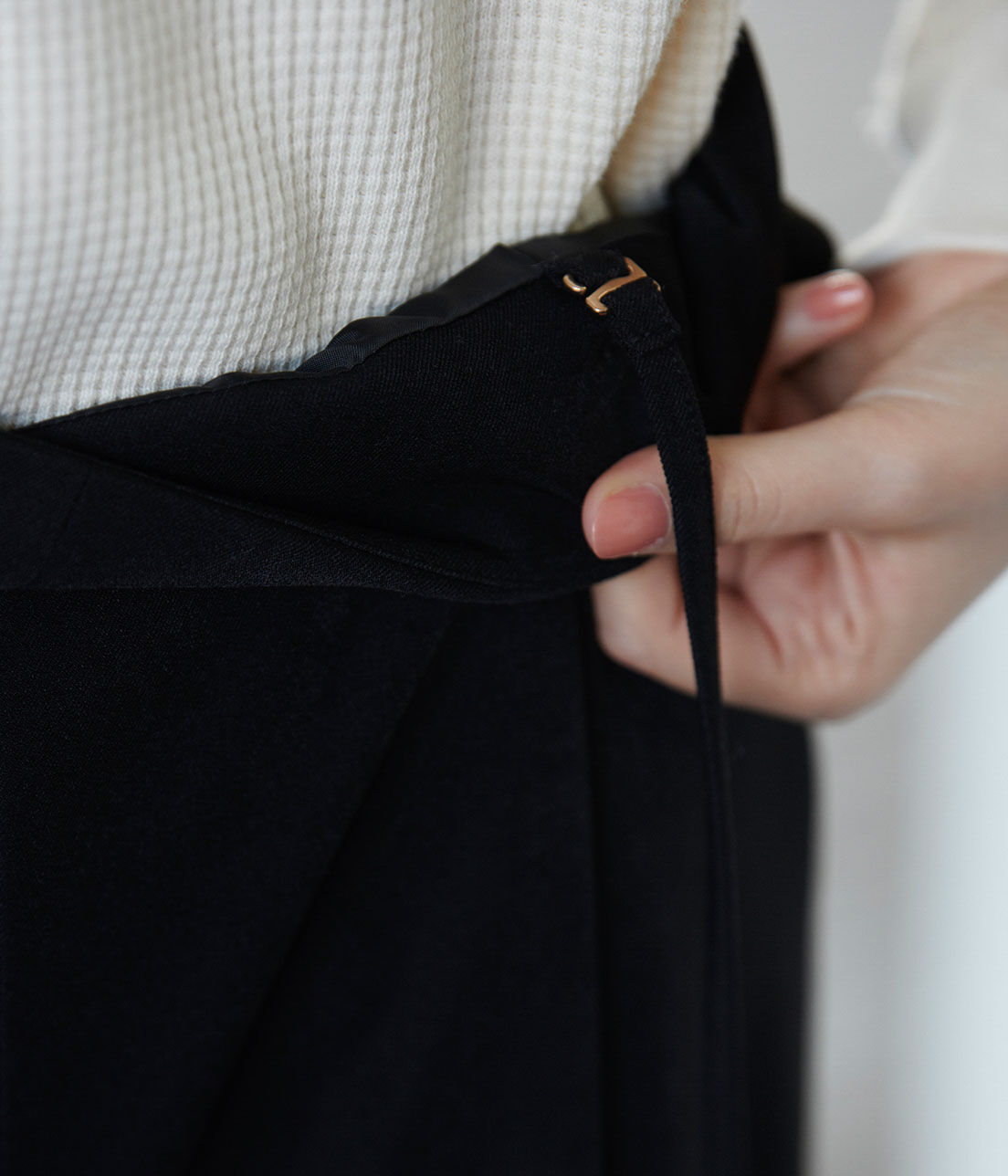 VIS「【WEB限定SSサイズ】バッククロスサスペンダーワイドパンツ」|スラックス|