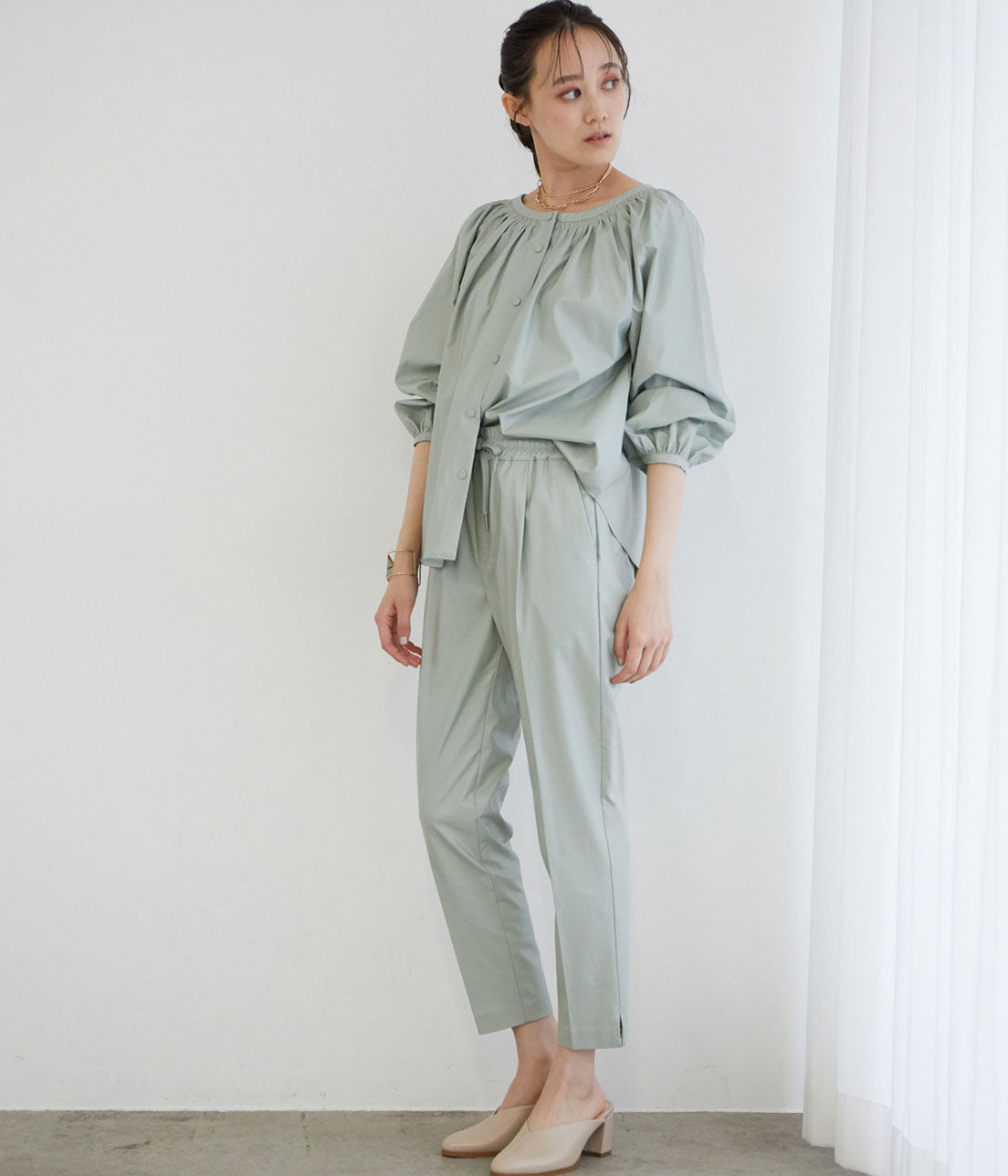 VIS「【ヴィーガンエコレザー】ウエストイージーテーパードパンツ」|その他|