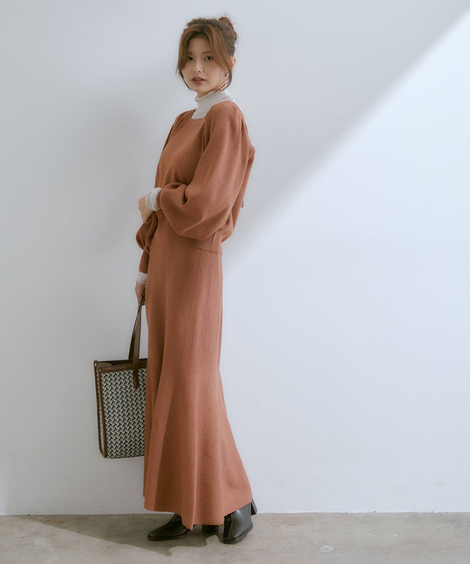 vis-a-vis「【WEB限定】前後2WAYスクエアネックニット【セットアップ対応】」|ニット・セーター|