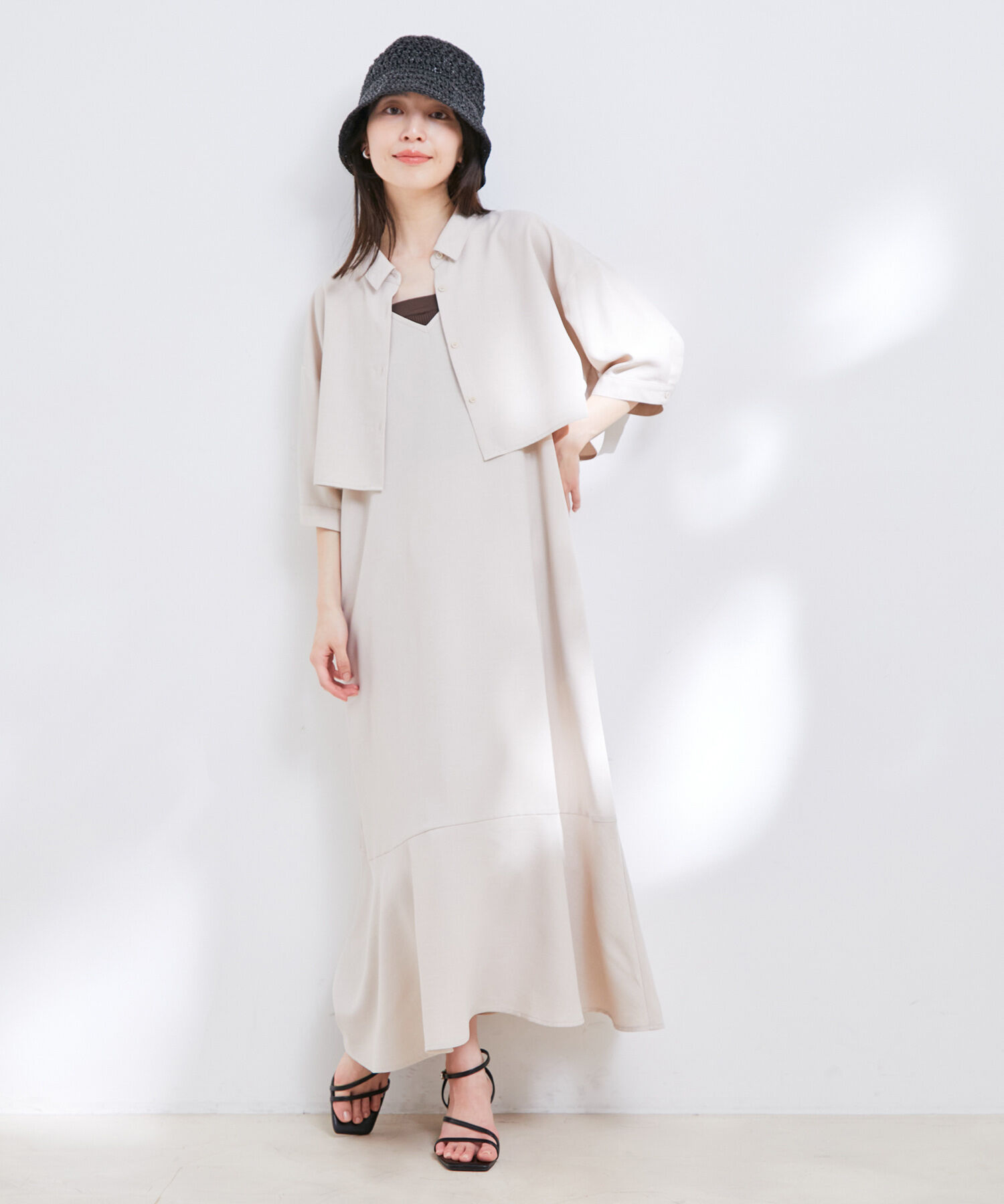 Juze「ナローアシメストラップヒールサンダル」|サンダル|