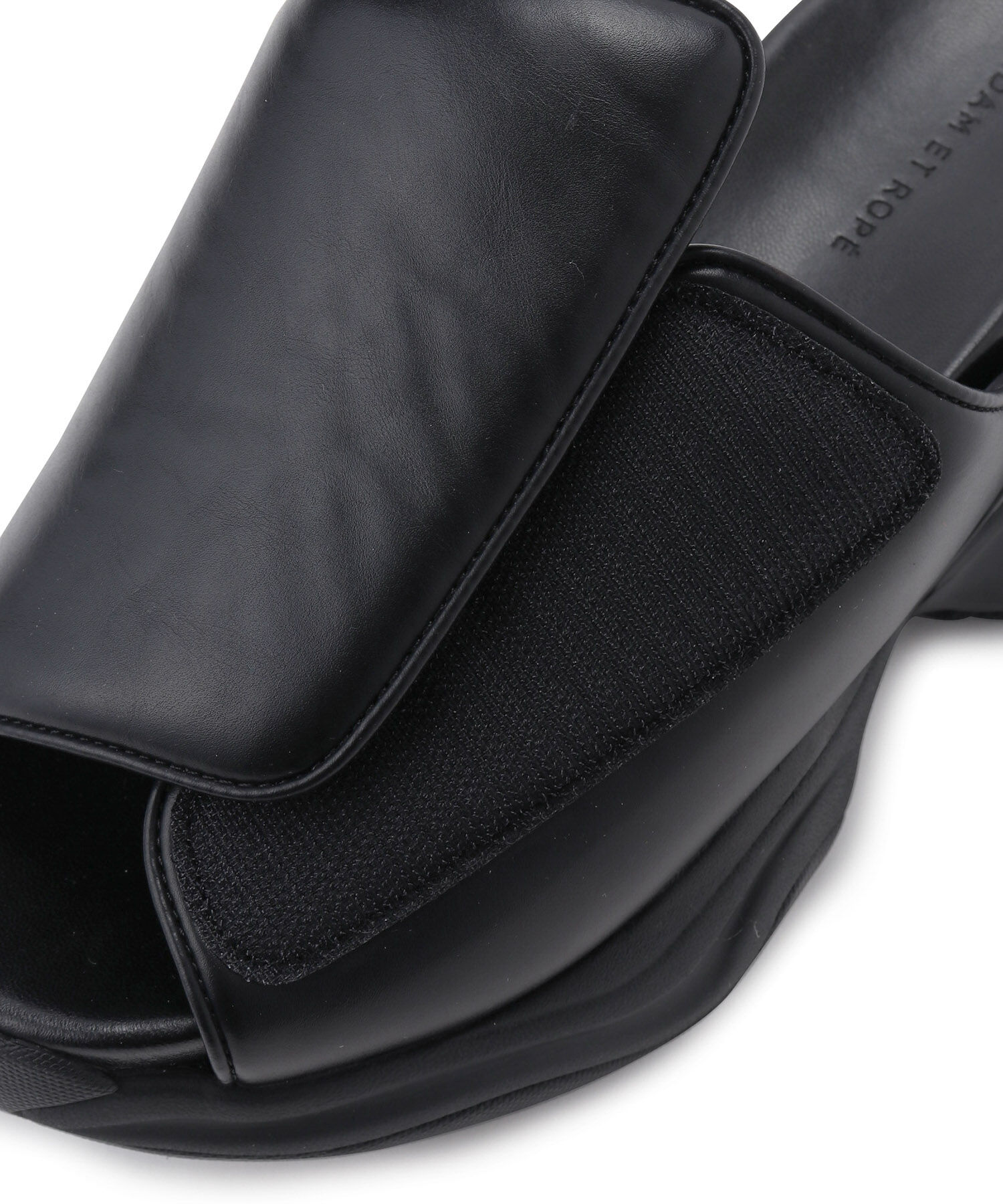 ADAM ET ROPE'「Vibramパデッドサンダル」|サンダル|