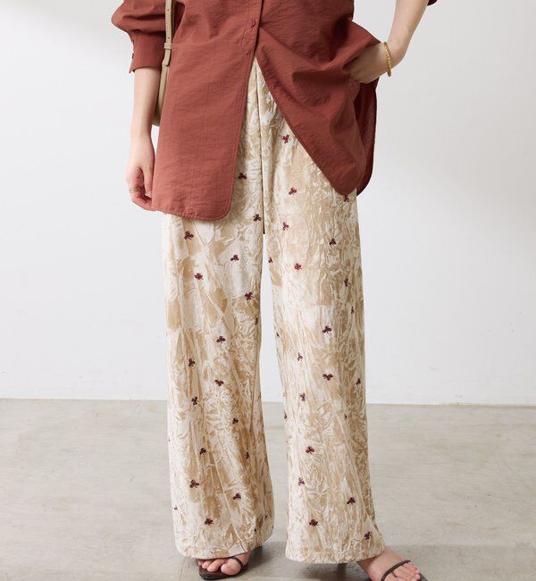  「クラッシュベロア刺繍パンツ」|チノ|